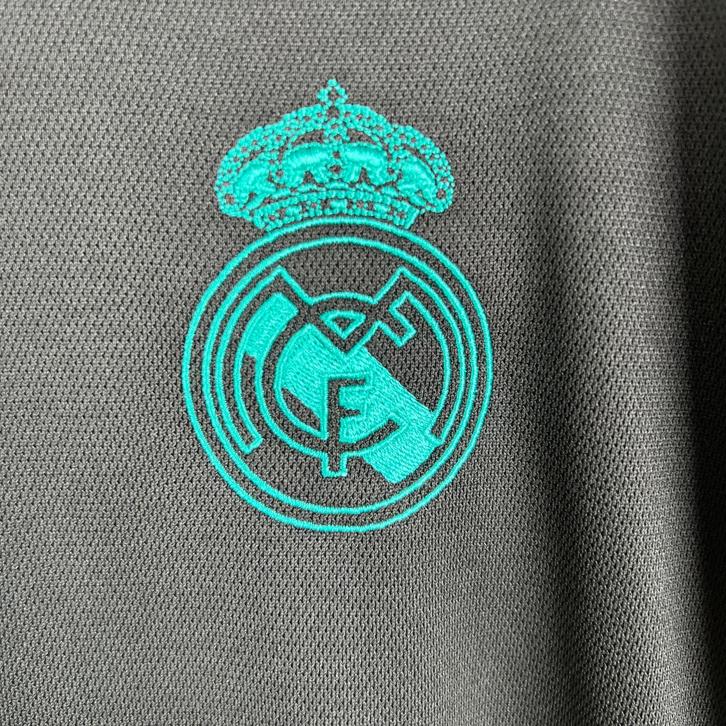 Real Madrid 17/18 Away Long Sleeve