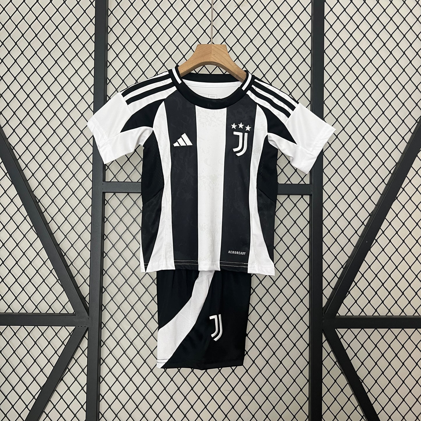 Juventus Kid Home 24/25