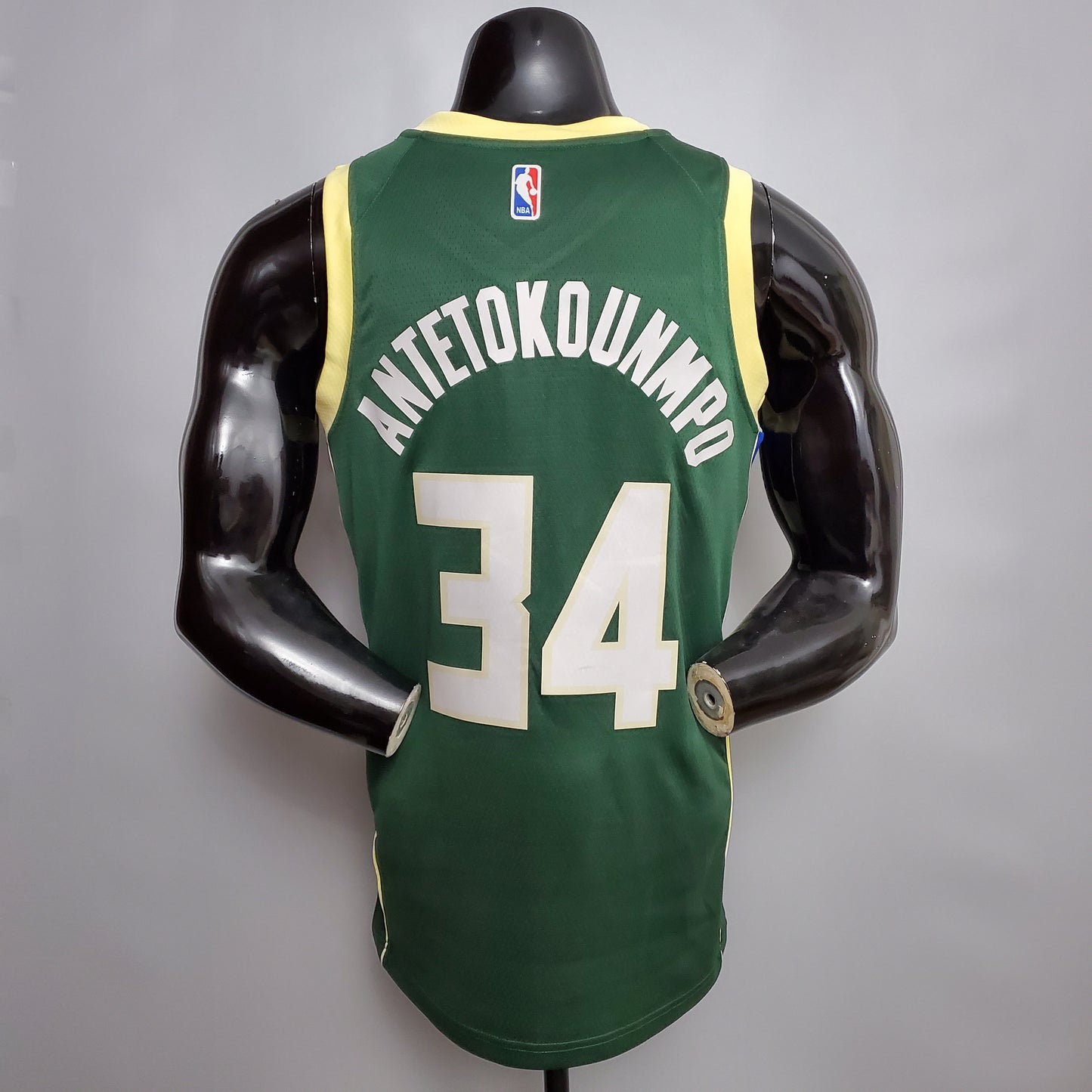 Milwaukee Bucks Fruit Green