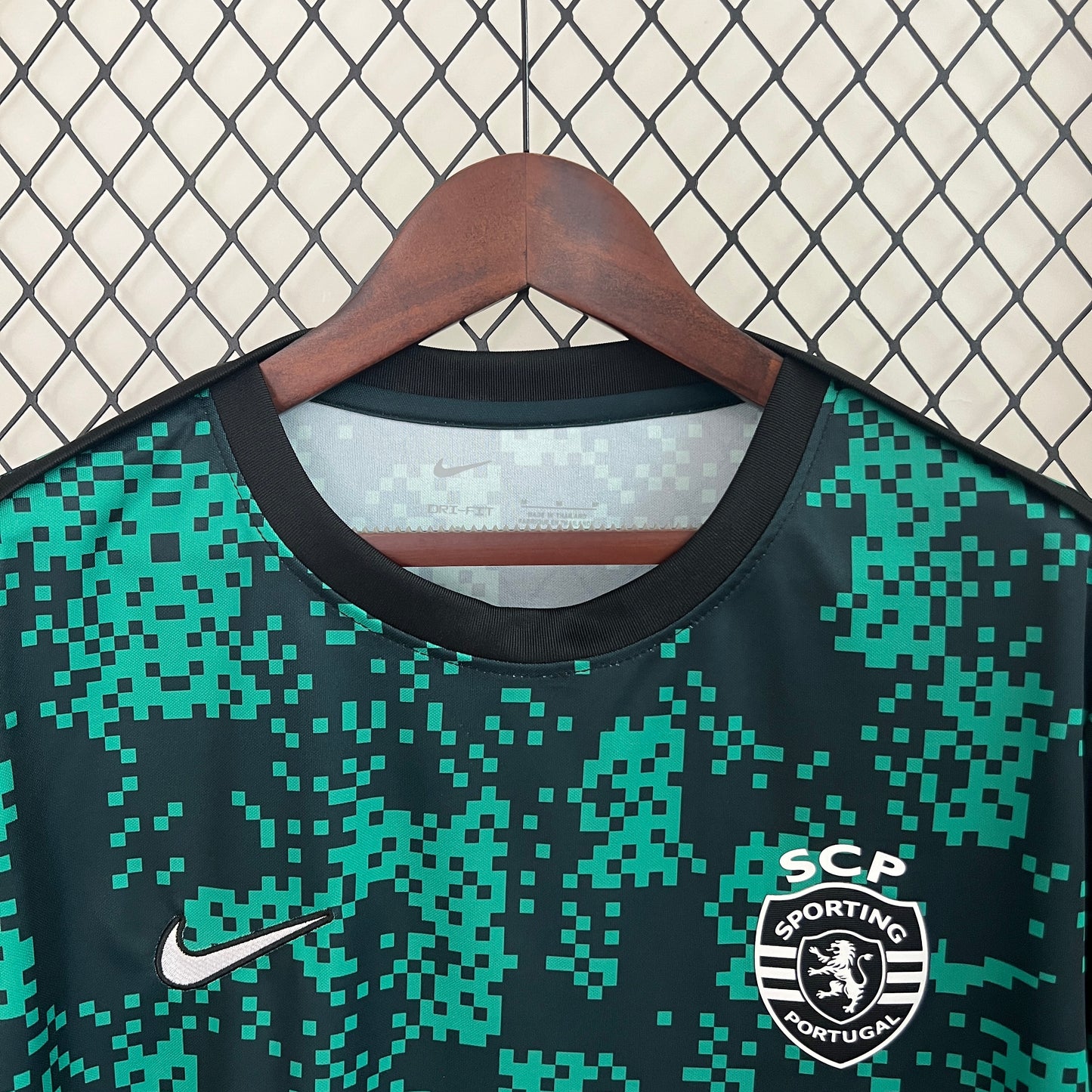 Sporting CP Warmup 24/25