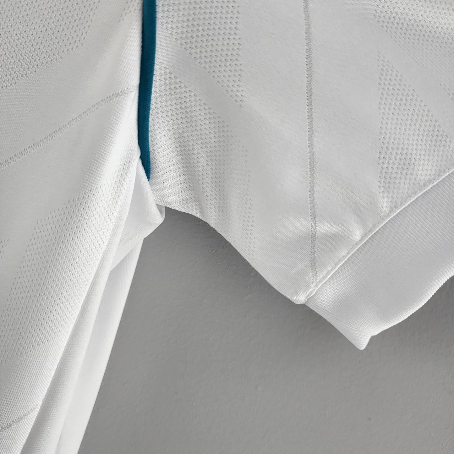 Real Madrid 17/18 Home