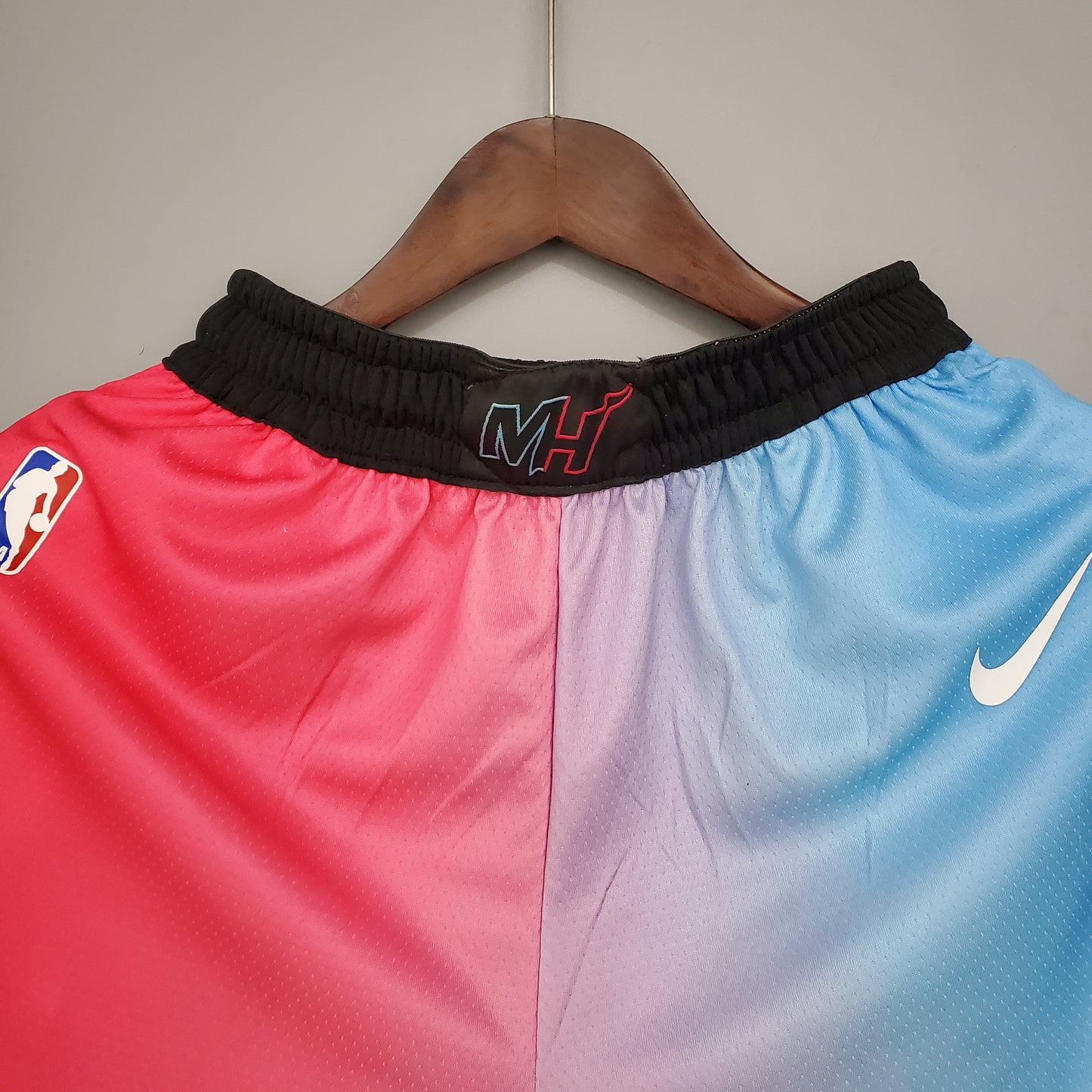 Miami Heat Gradient Red/Blue