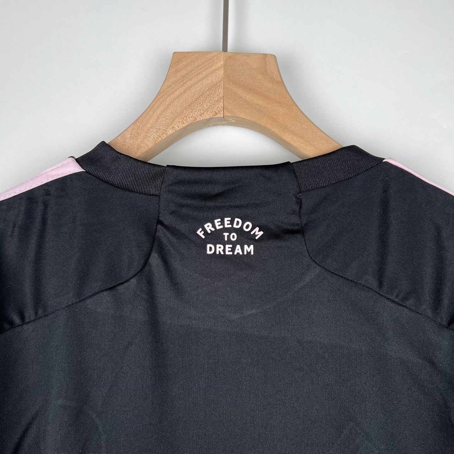Miami 23/24 away