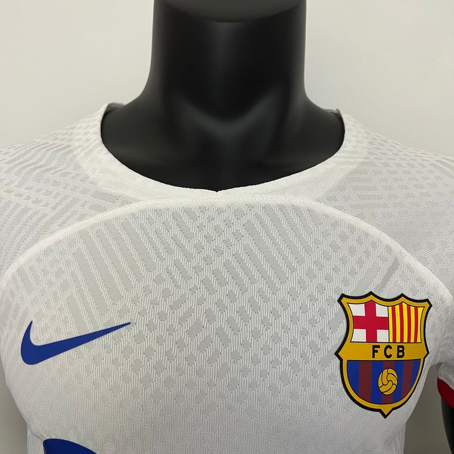 Barcelona 23/24 Training Suit White