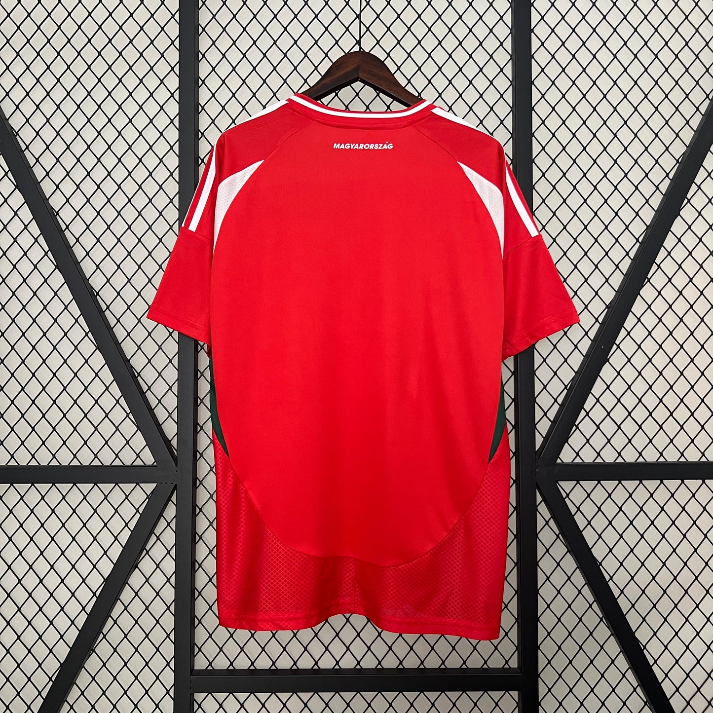 Húngria Home 2024