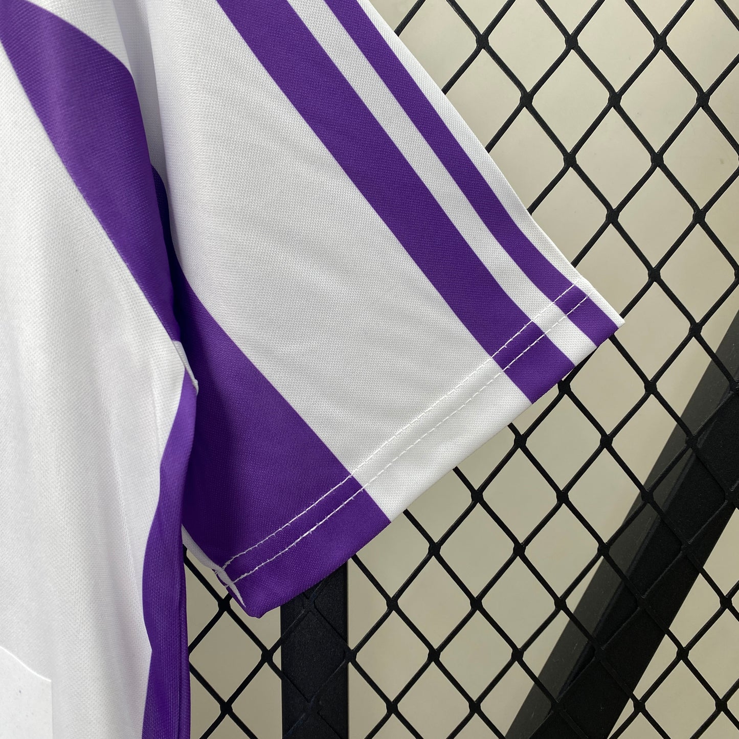 Valladolid Home 84/85