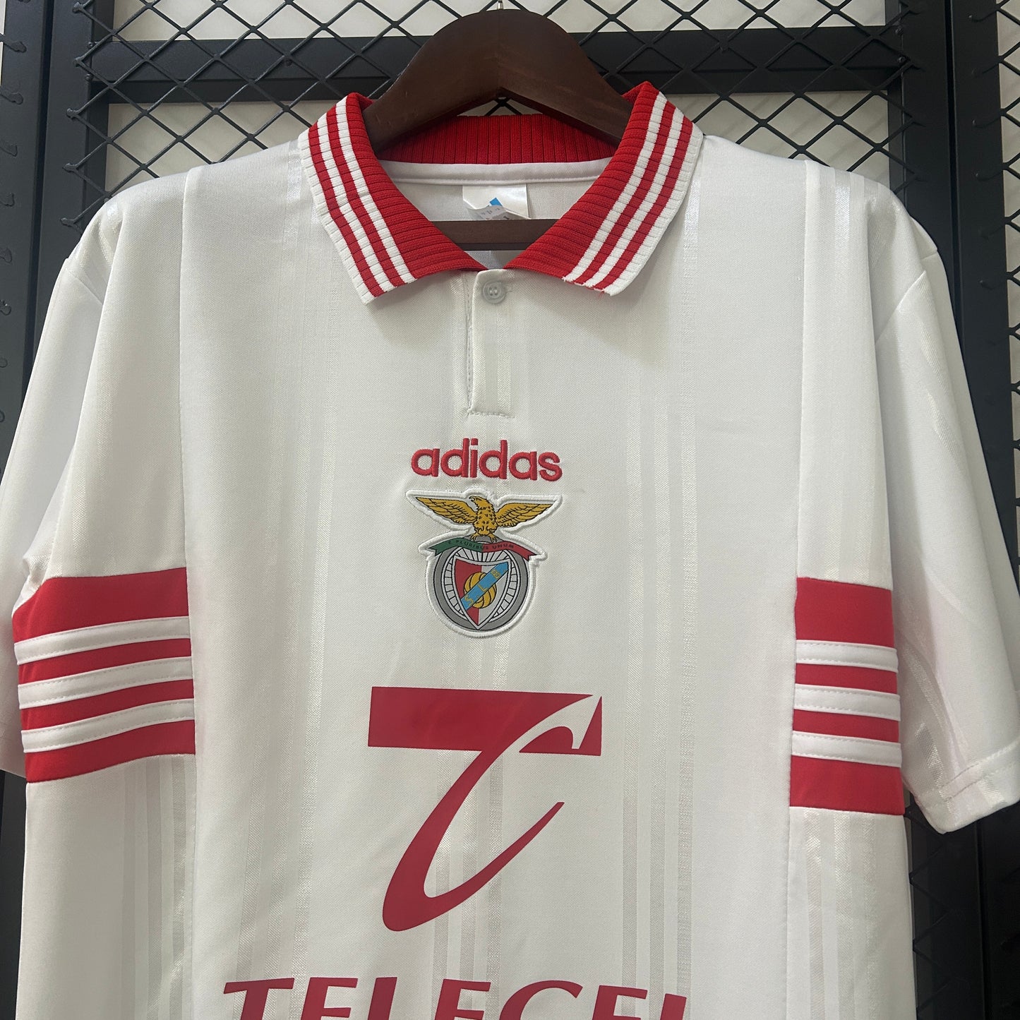 Benfica 97/98 Away