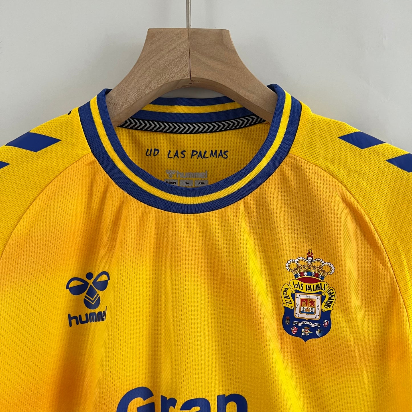 Las Palmas 23/24 Home