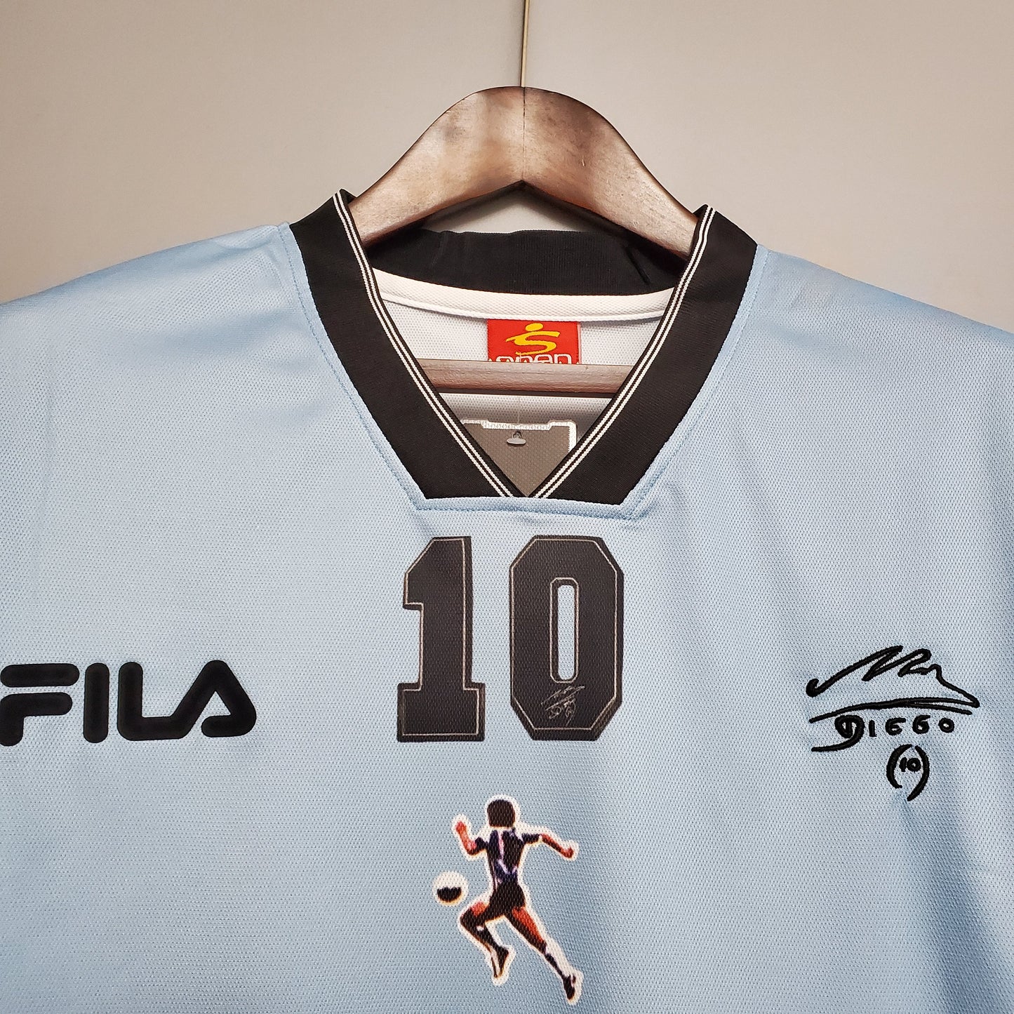 Argentina Maradona #10 2001 Commemorative Edition