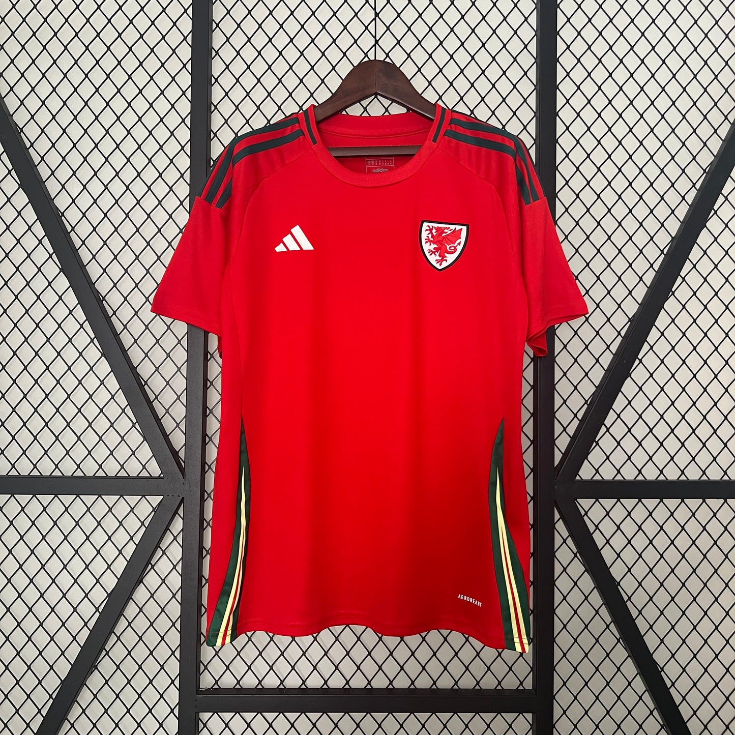 País de Gales Home 2024