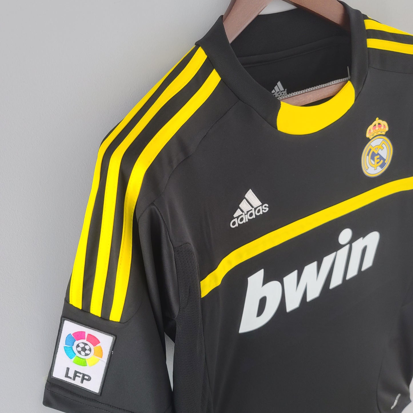 Real Madrid 11/12 Goalkeeper Black