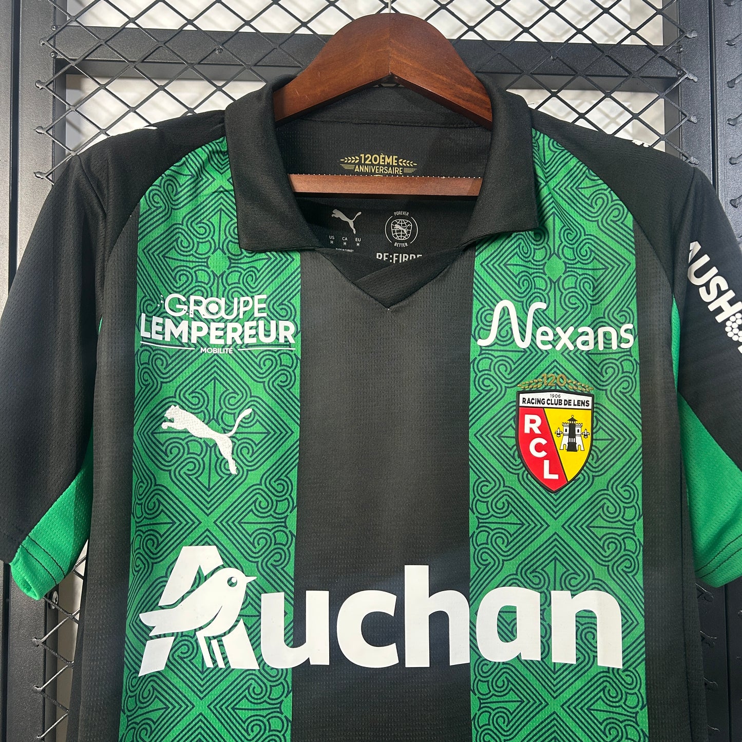 Lens 25/26 Away