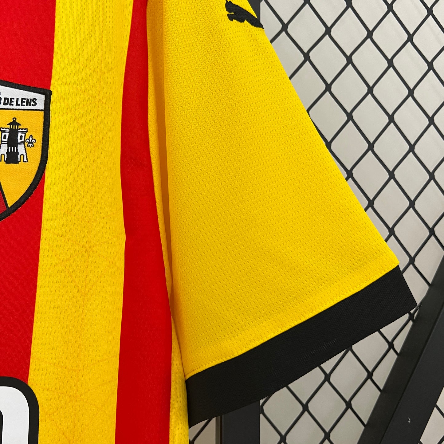 Lens Home 24/25