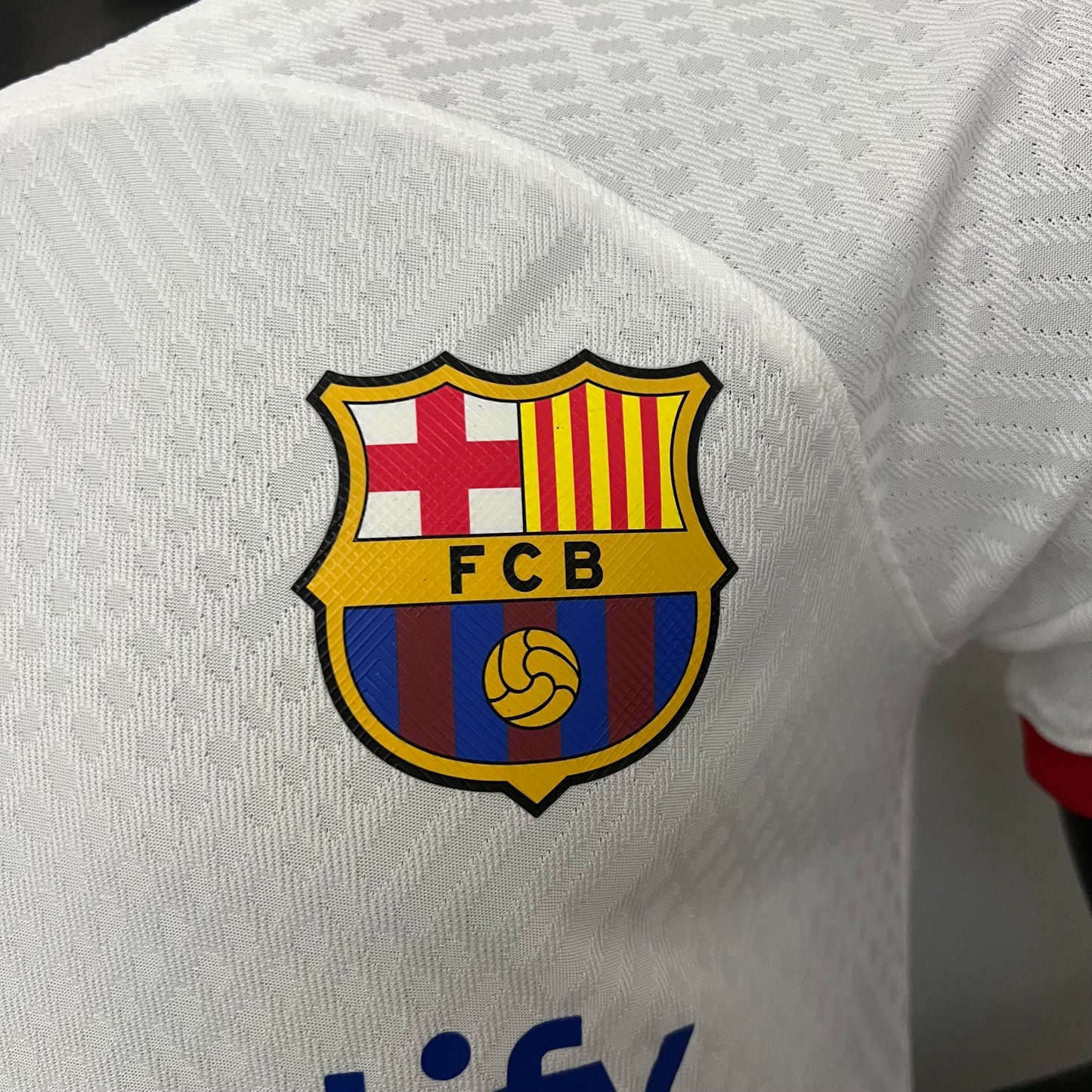 Barcelona 23/24 Training Suit White