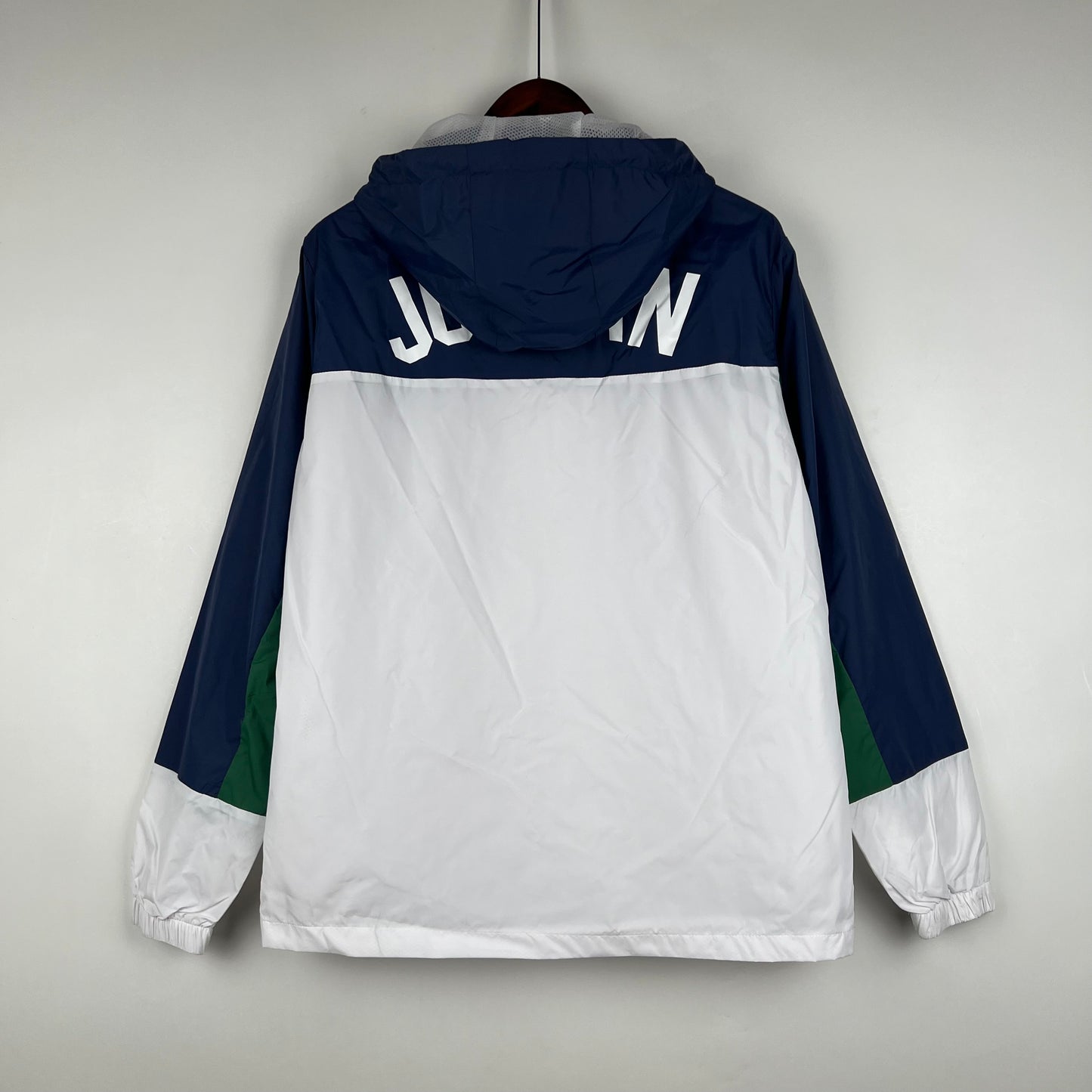 Jordan Windbreak