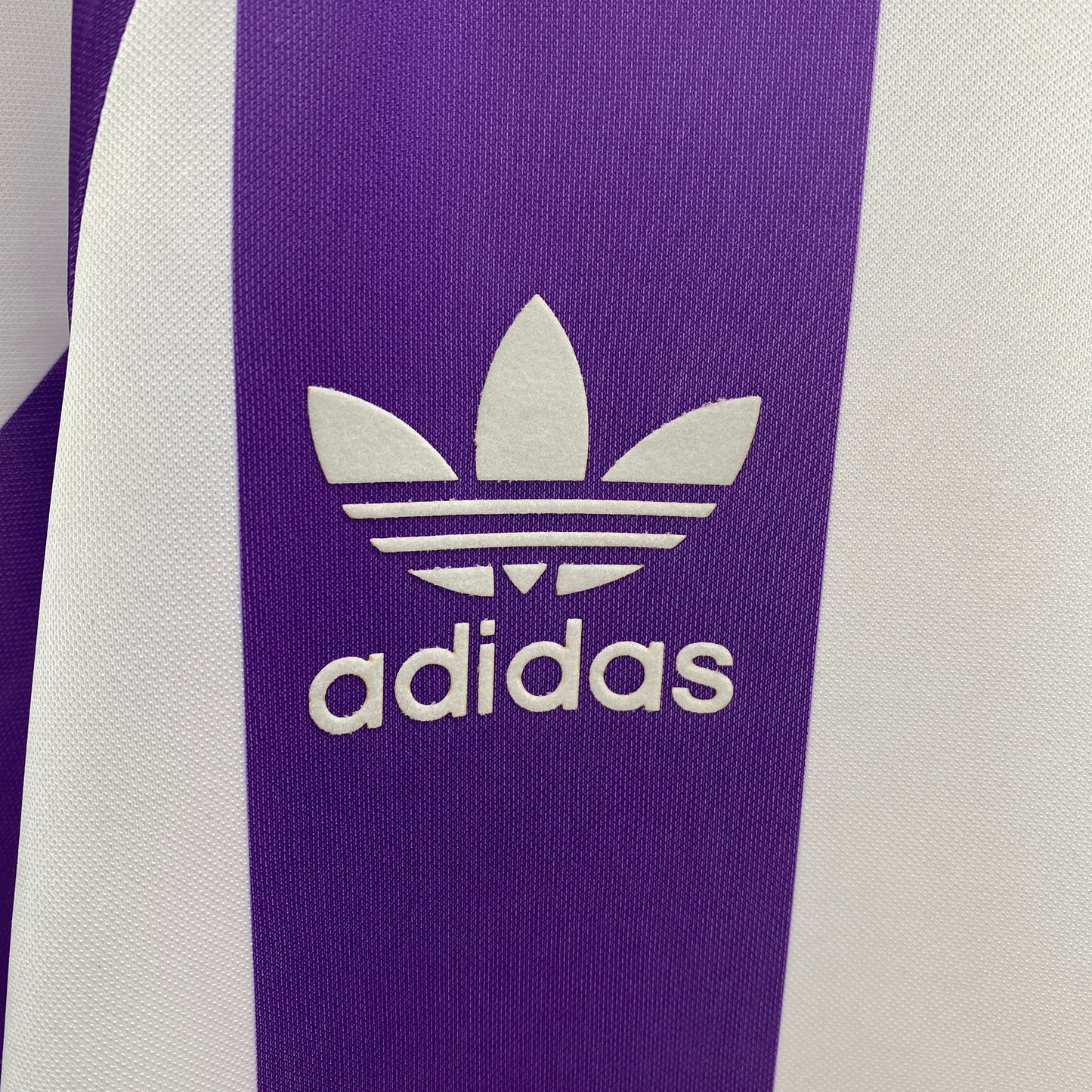 Valladolid Home 84/85