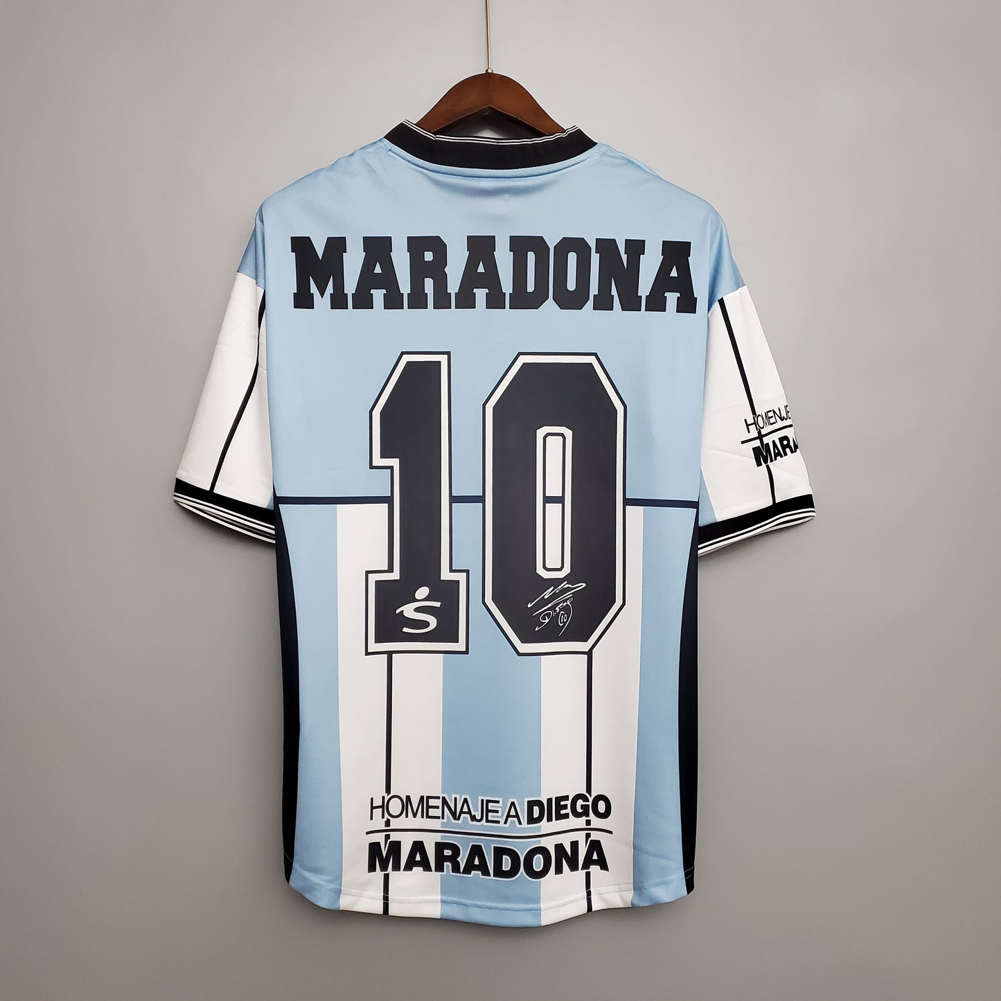 Argentina Maradona #10 2001 Commemorative Edition