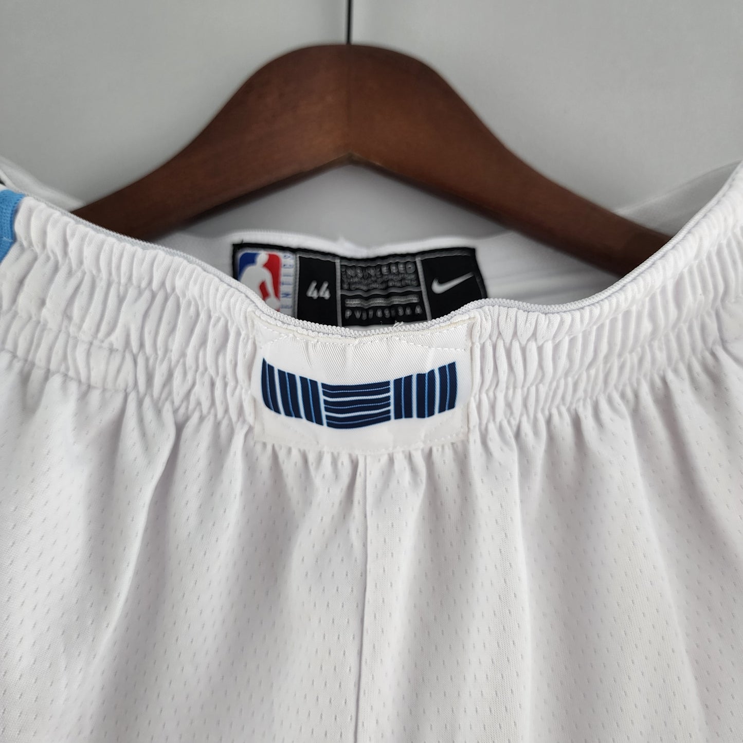 Memphis Grizzlie White