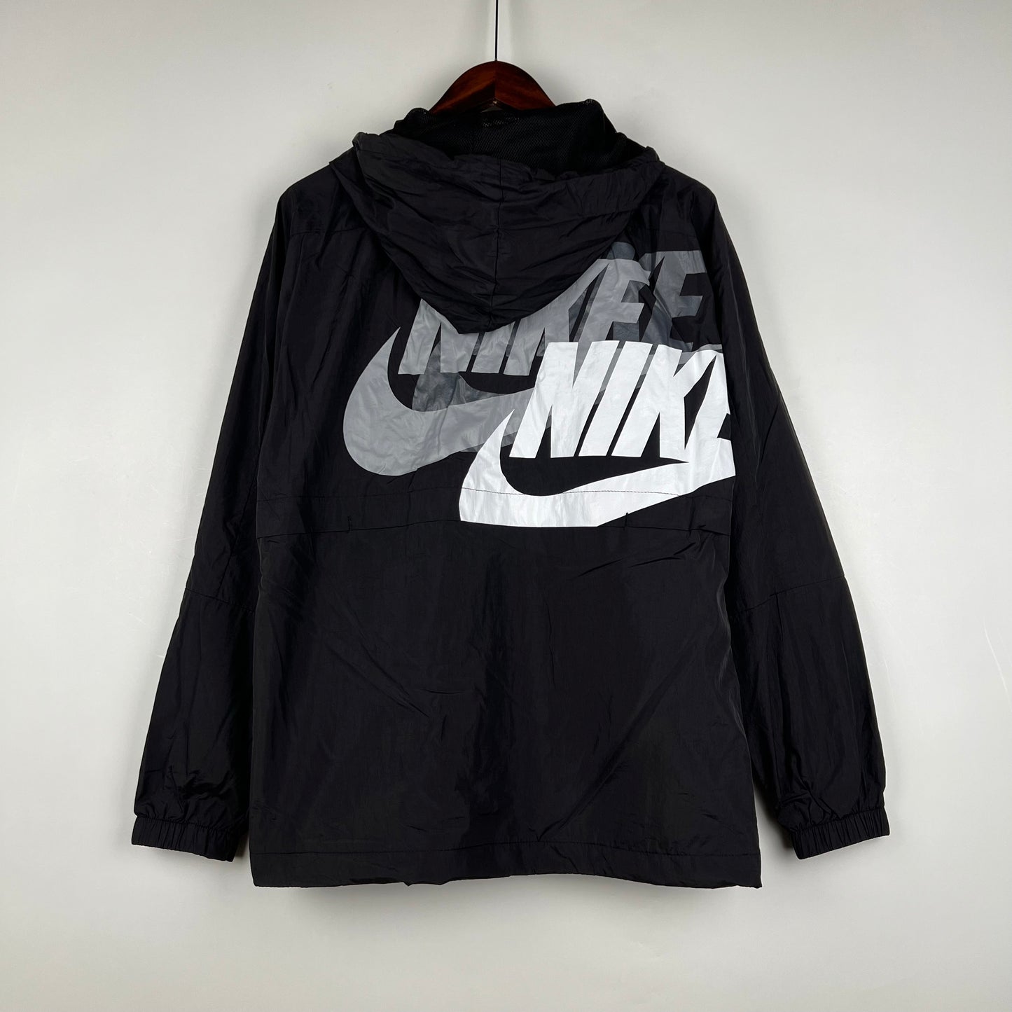 Nike Windbreak