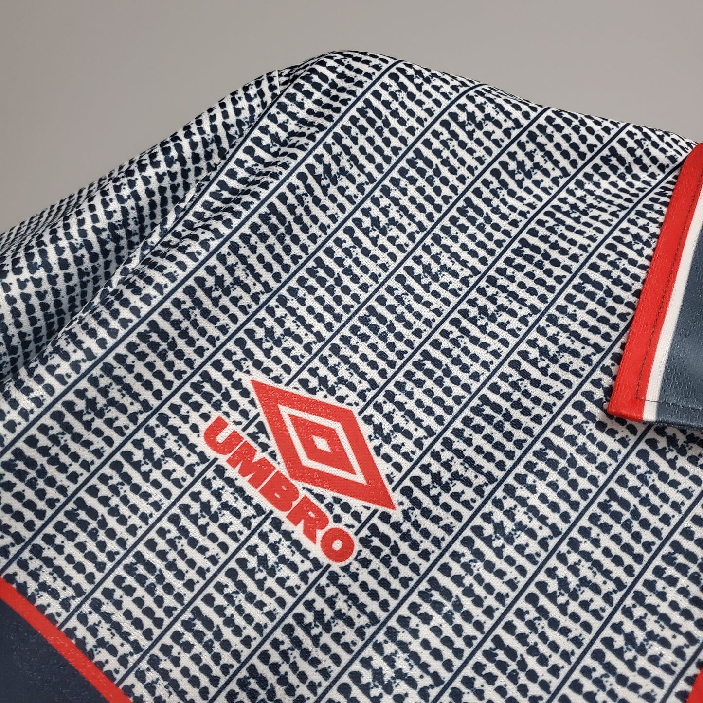Manchester United 95/96 Away