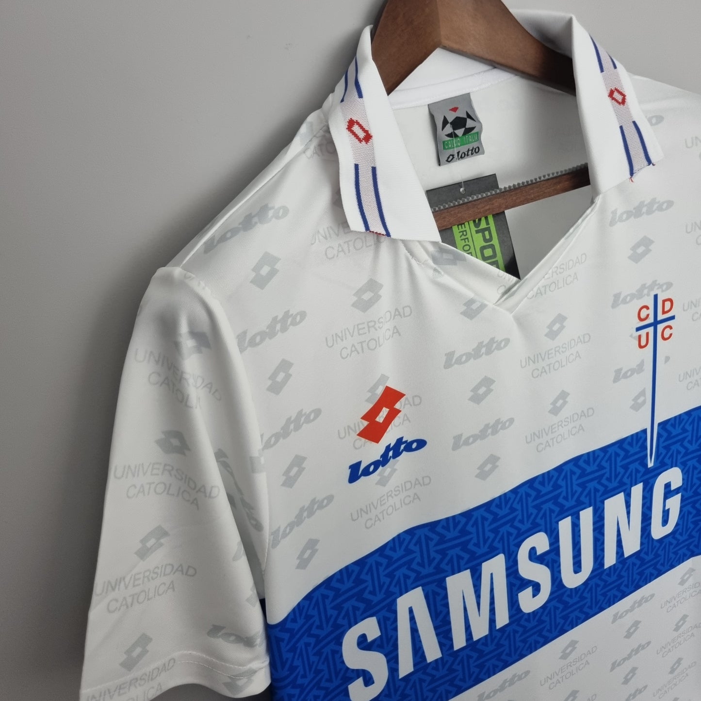Deportivo Universidad Católica 1996 Third Away