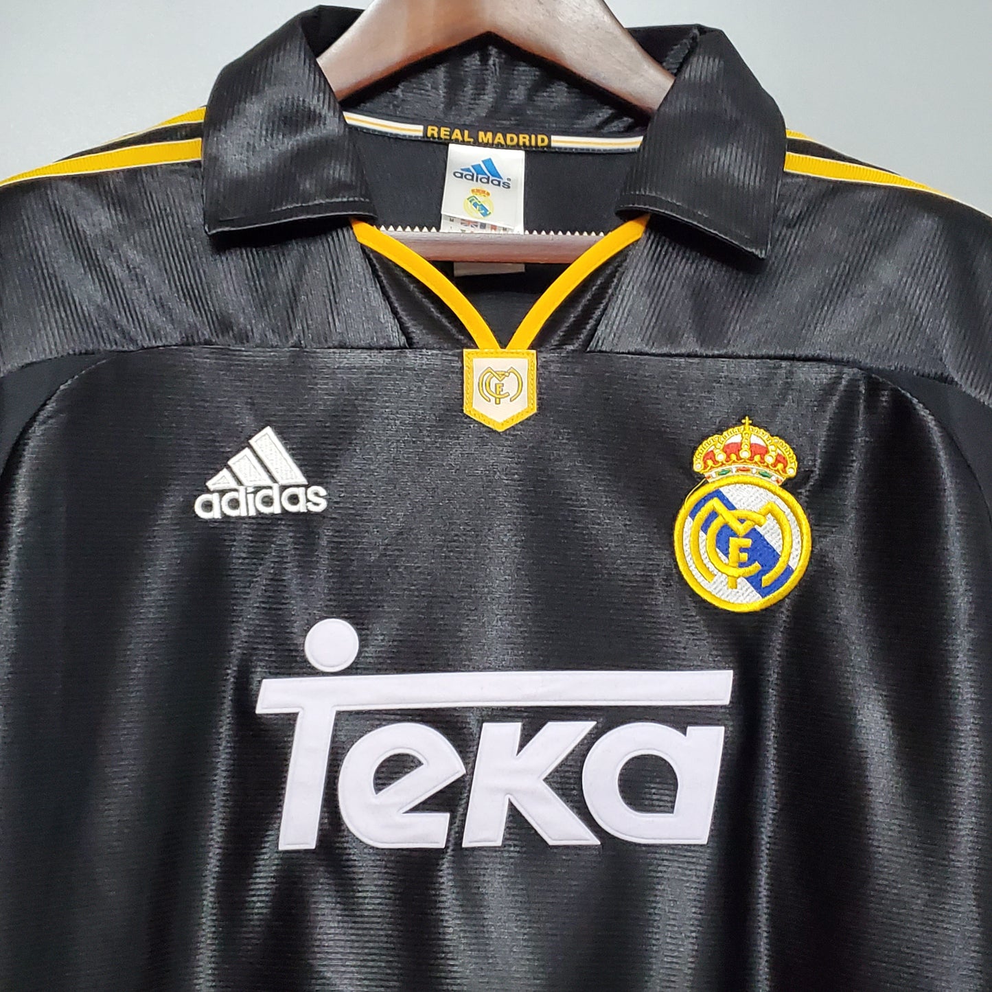 Real Madrid 98/99 Away
