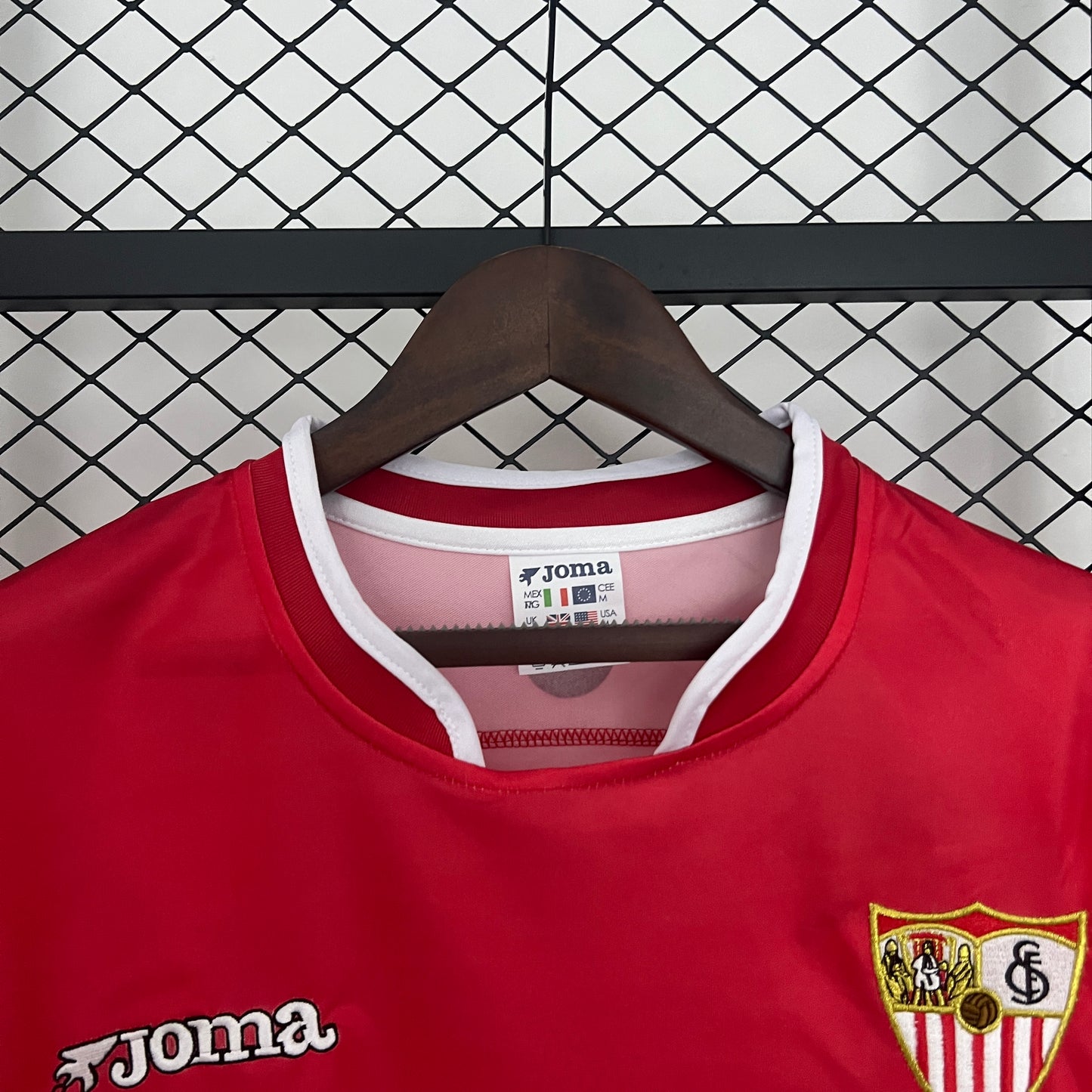 Sevilha 03/04 Away