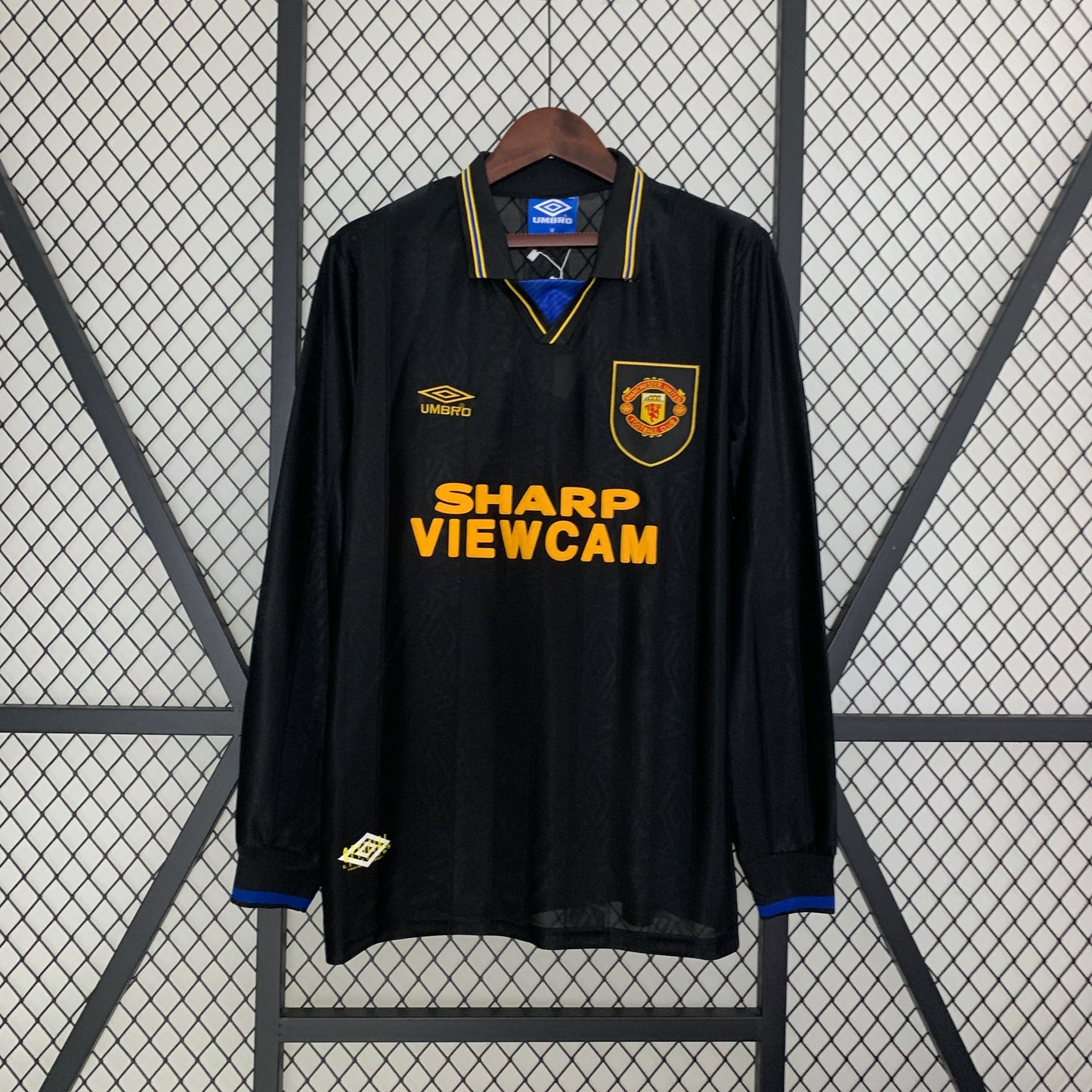 Manchester United 93/95 Away Long Sleeve