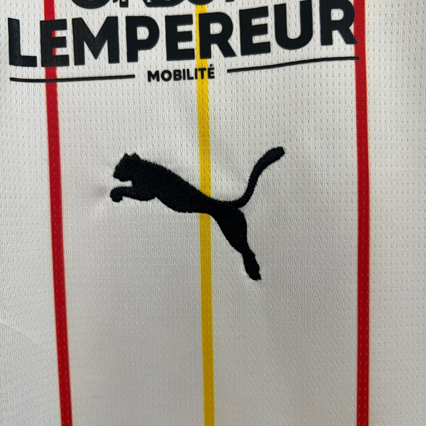 Lens Third Away 24/25