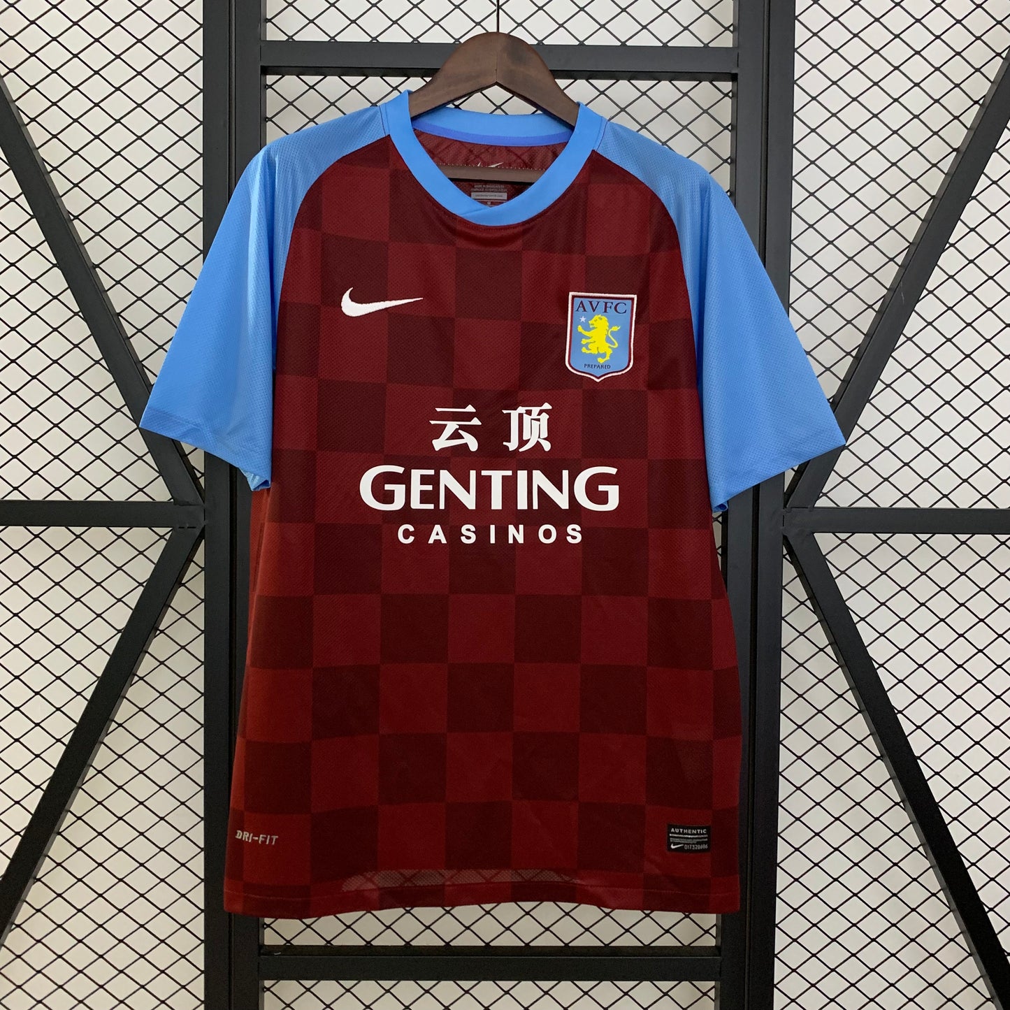 Aston Villa 11/12 Home