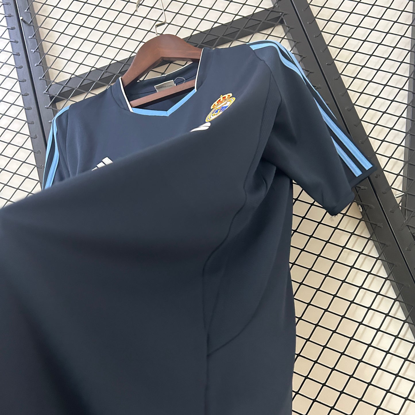 Real Madrid 03/04 Away