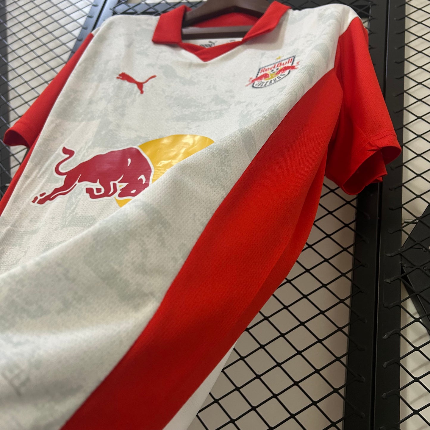 Salzburg 25/26 Home