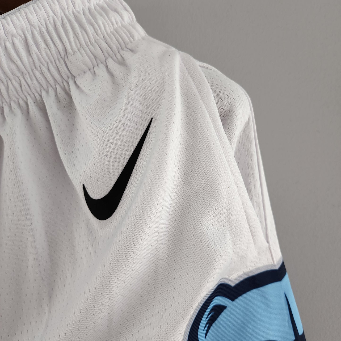 Memphis Grizzlie White
