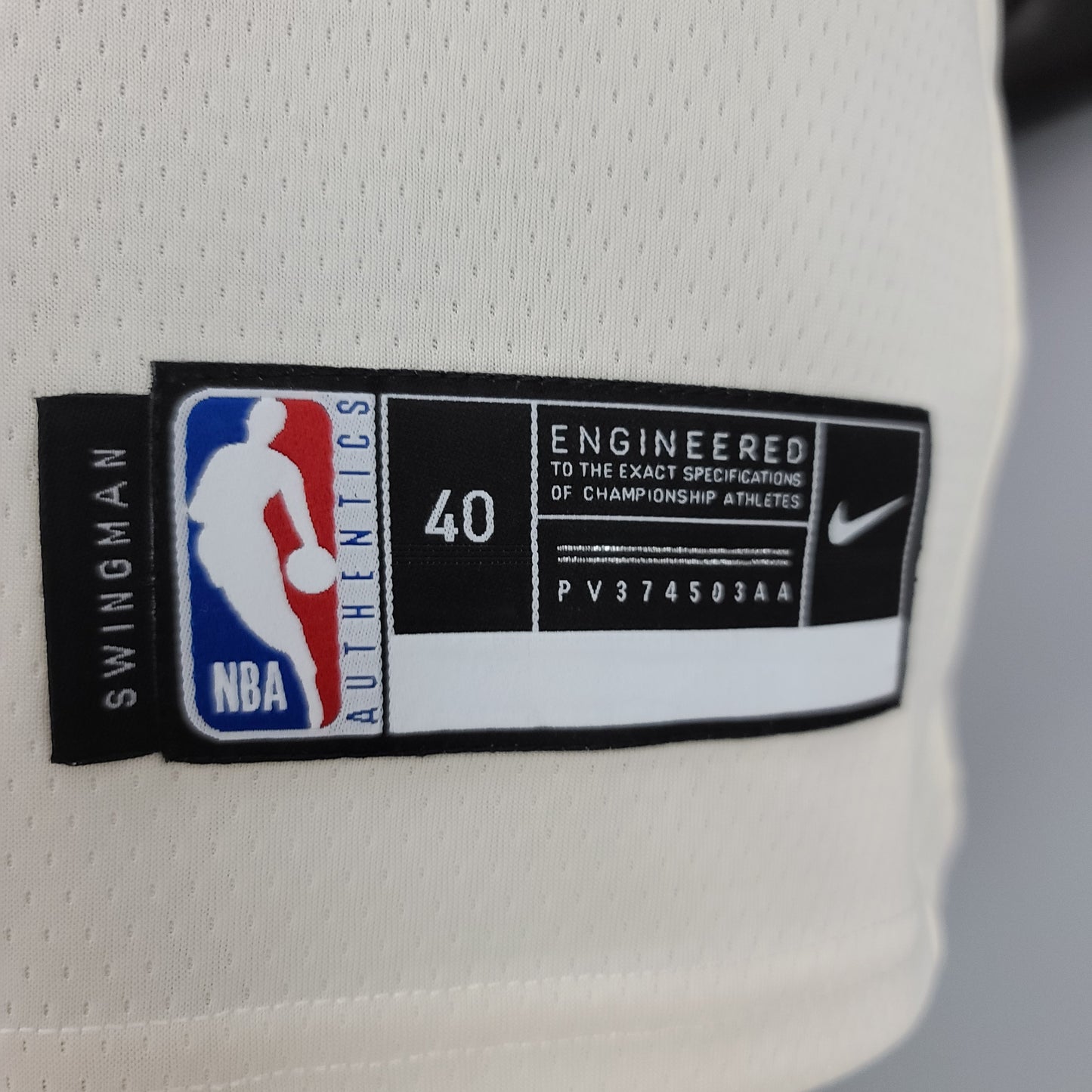 Milwaukee Bucks Egg White