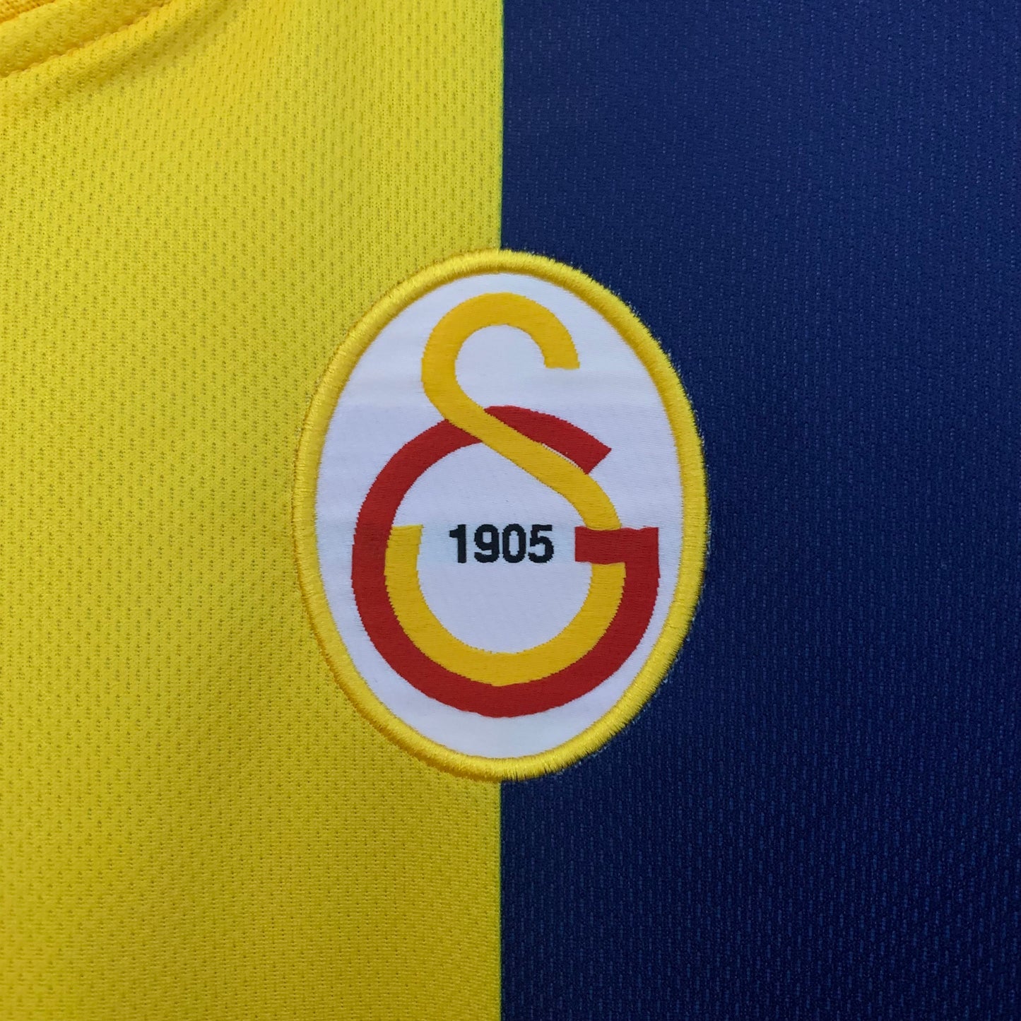 Galatasaray 98/99 Third
