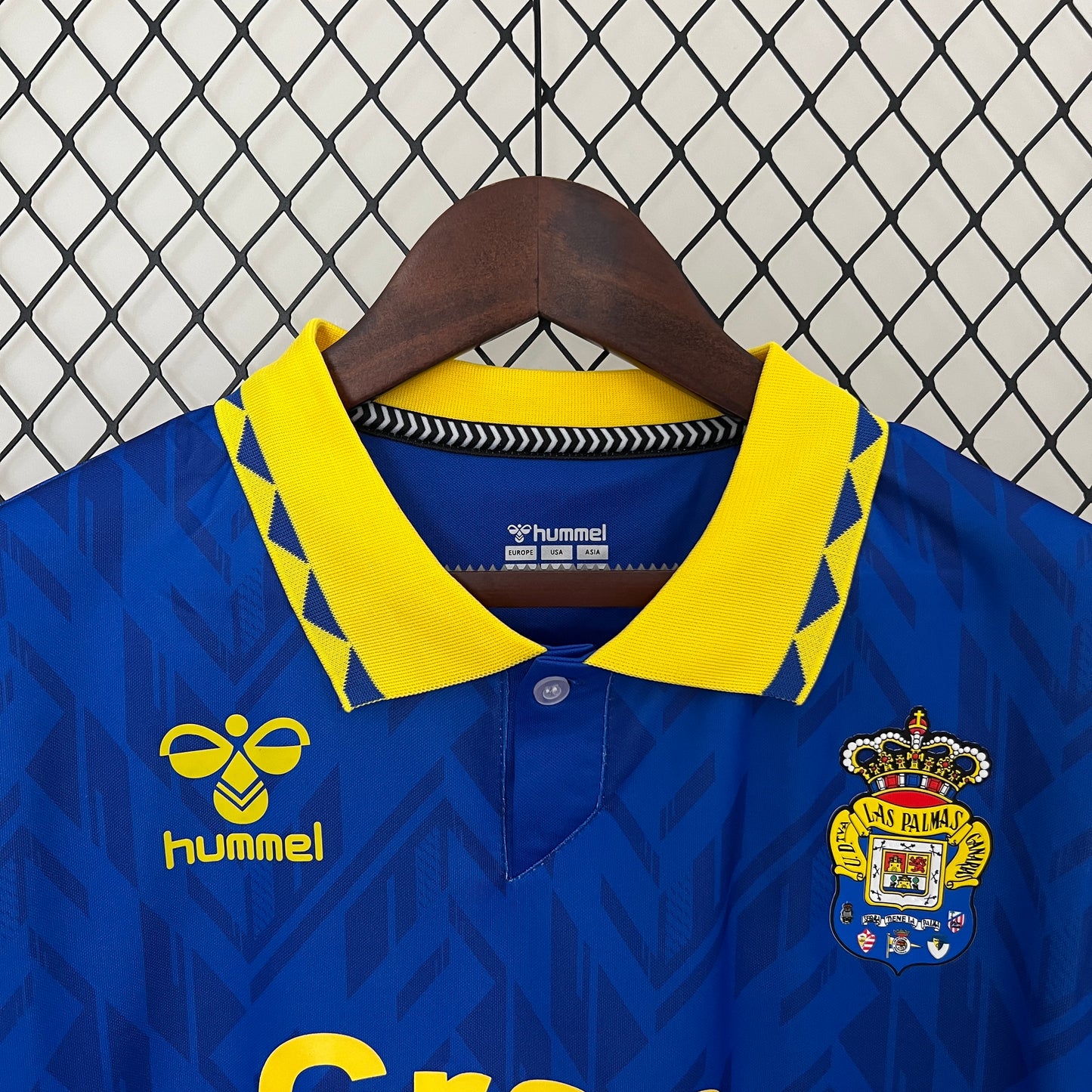 Las Palmas Away 24/25