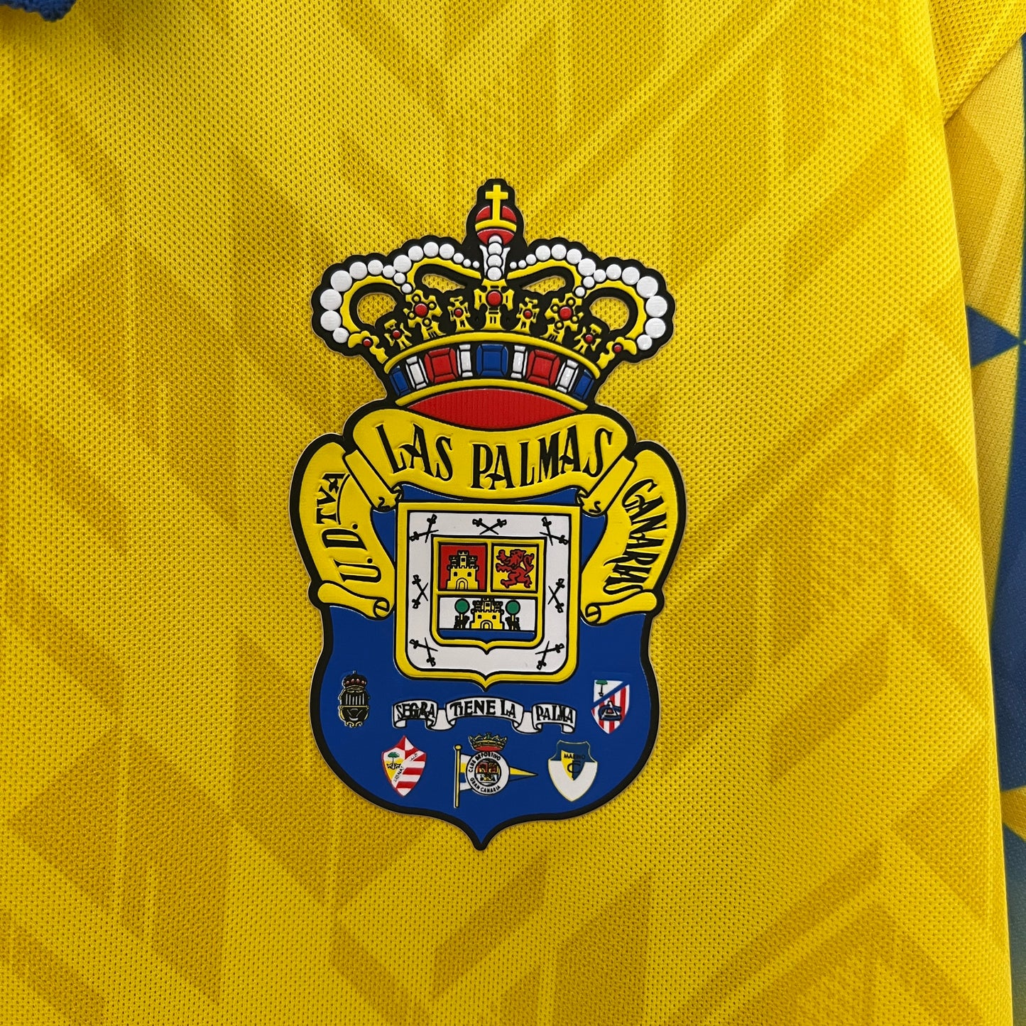 Las Palmas Home 24/25