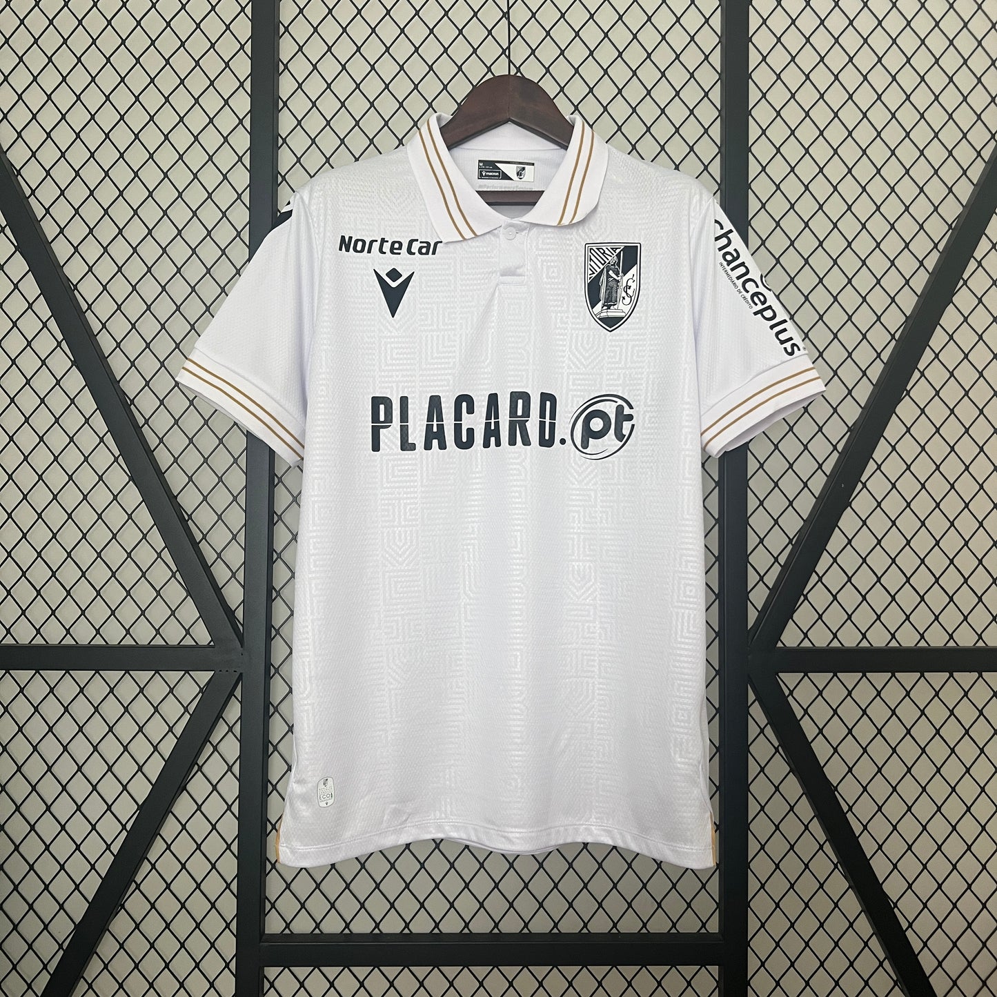 Vitória Guimarães Home 24/25