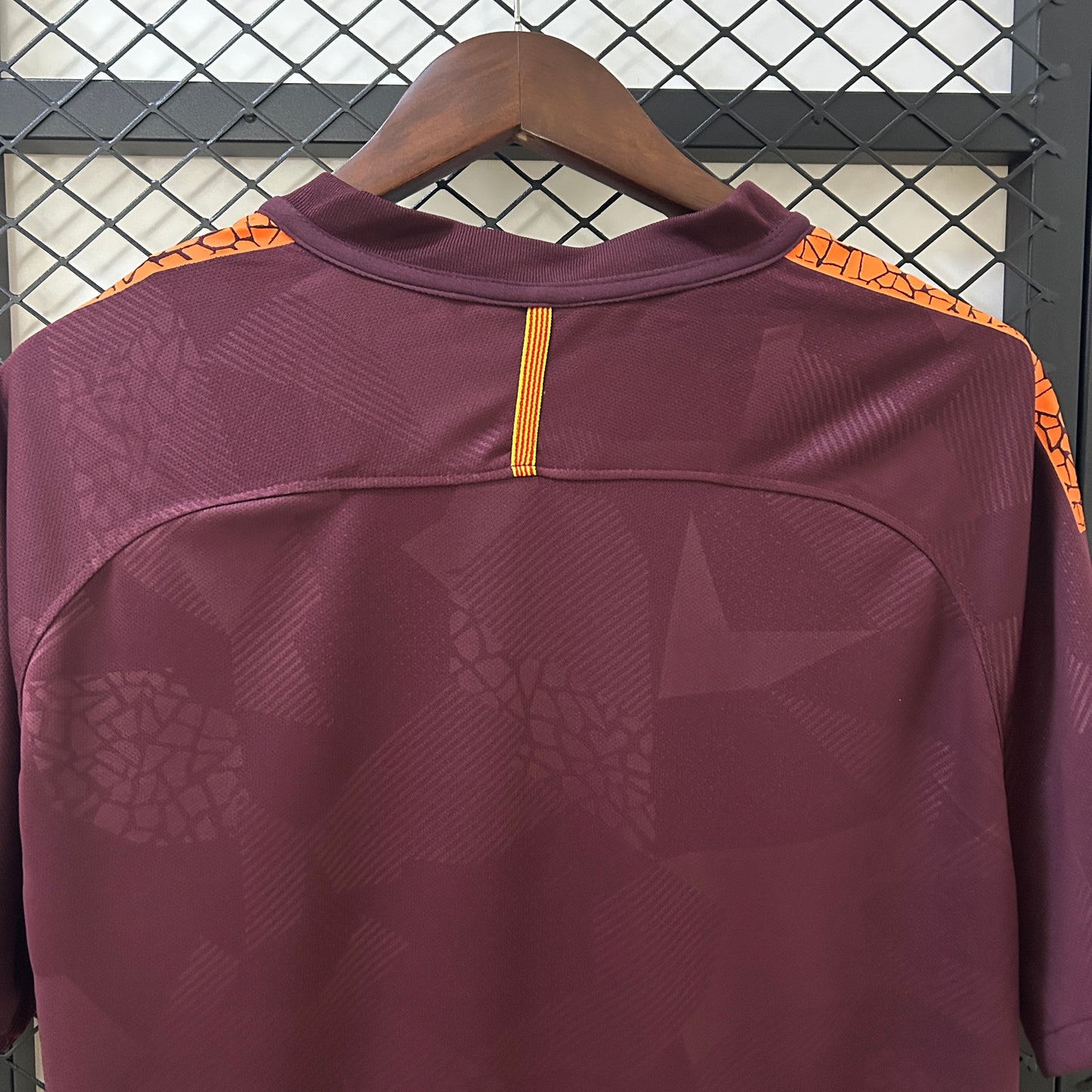 Barcelona 17/18 third