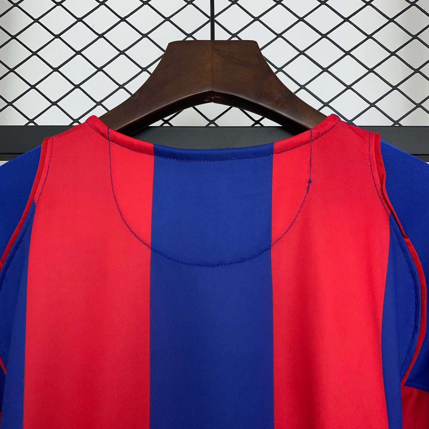 Barcelona 04/05 Home