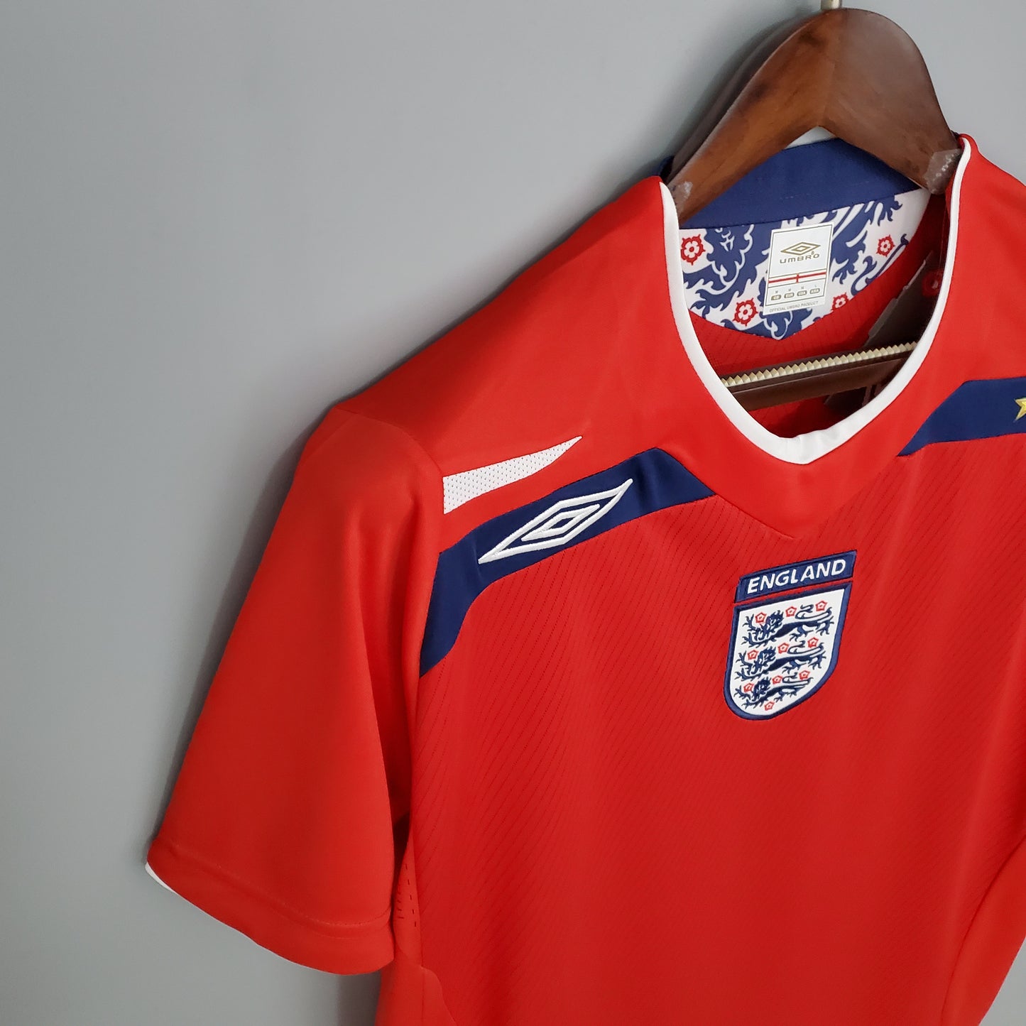 Inglaterra 08/10 Away