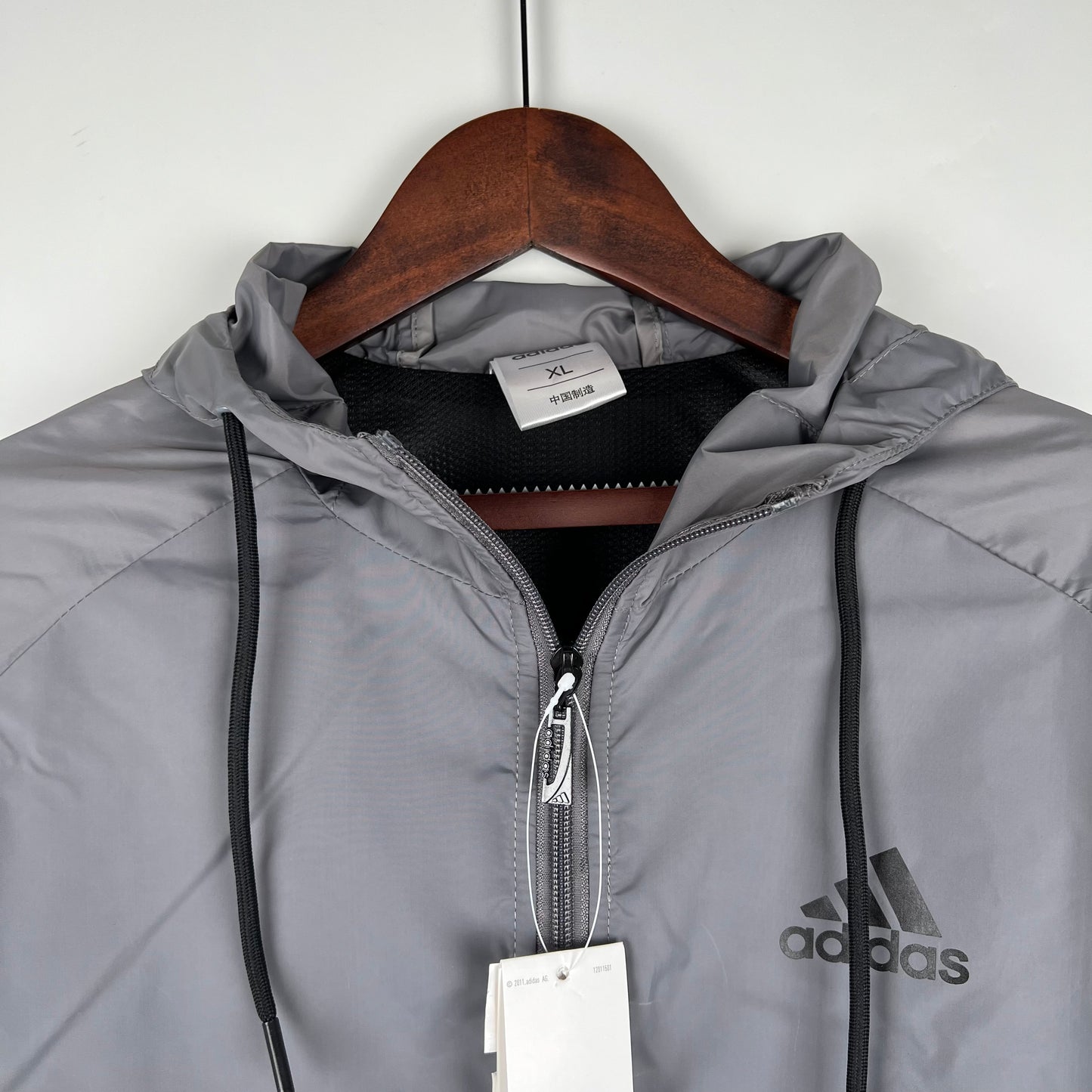 Adidas Windbreak