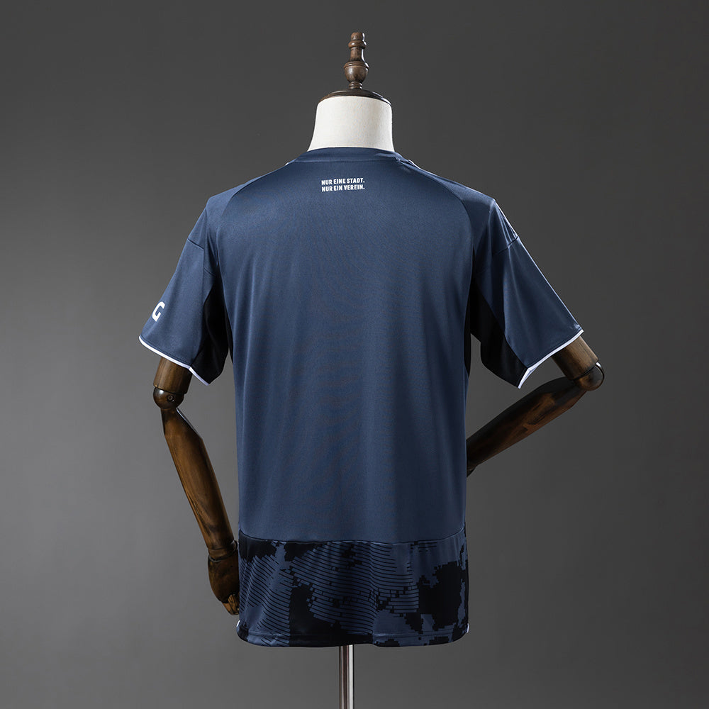 Frankfurt 25/26 Third