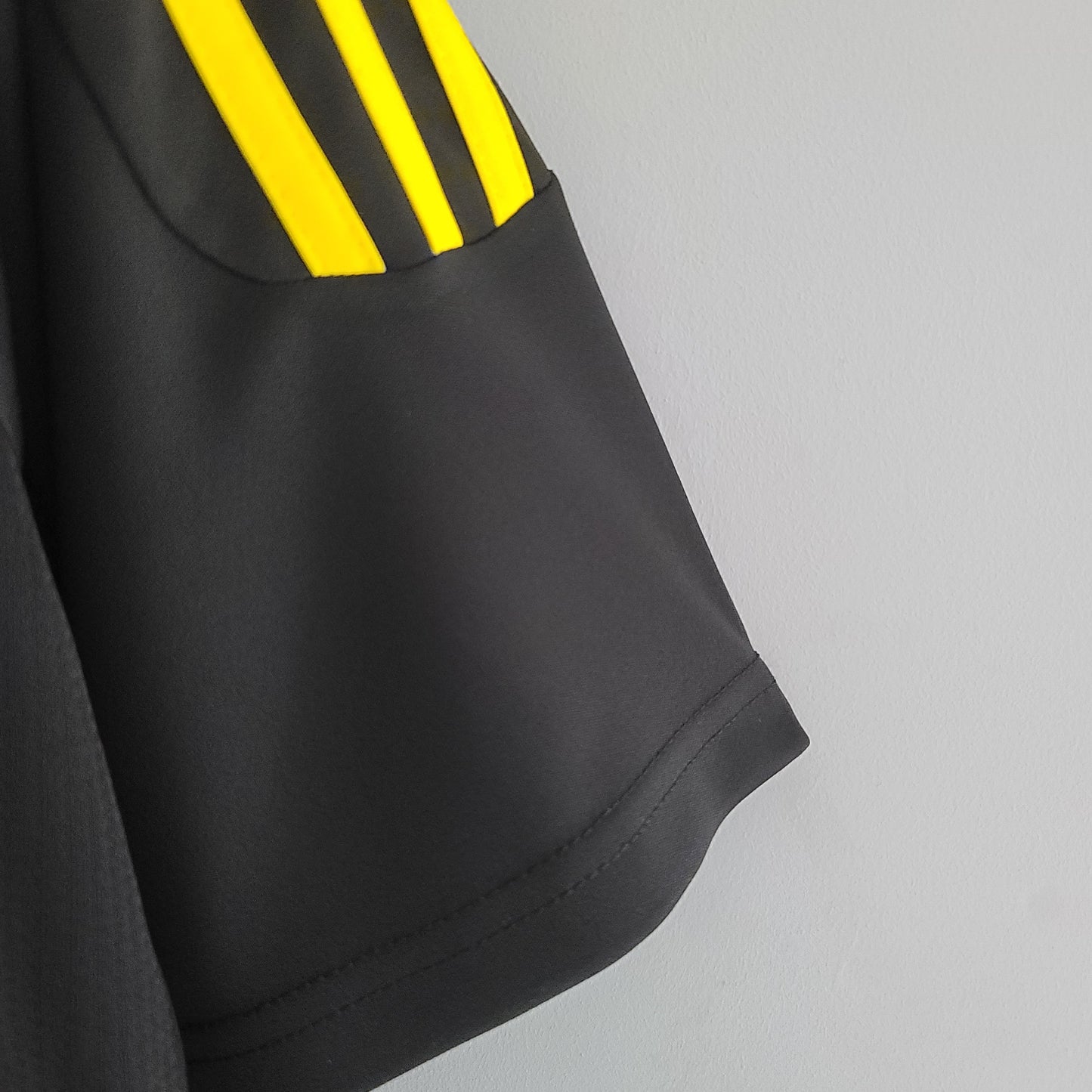 Real Madrid 11/12 Goalkeeper Black