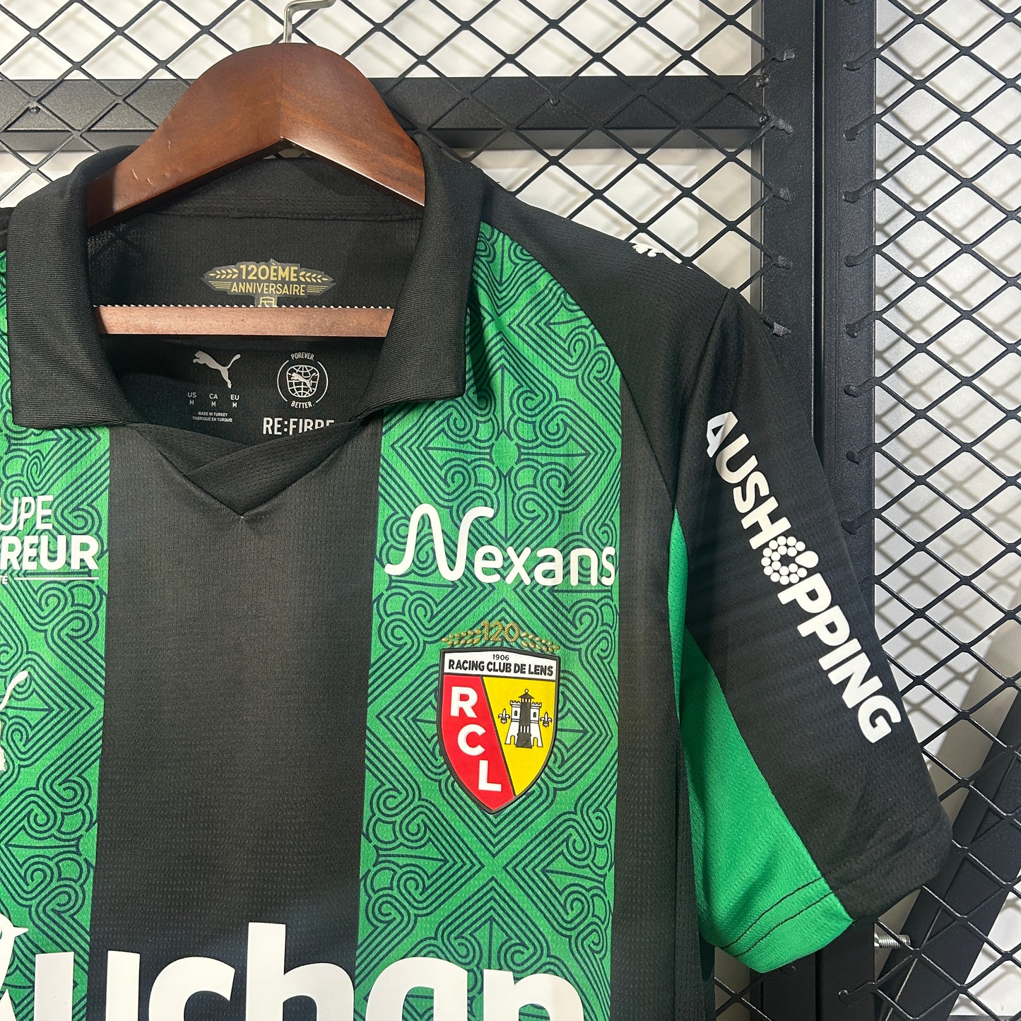 Lens 25/26 Away