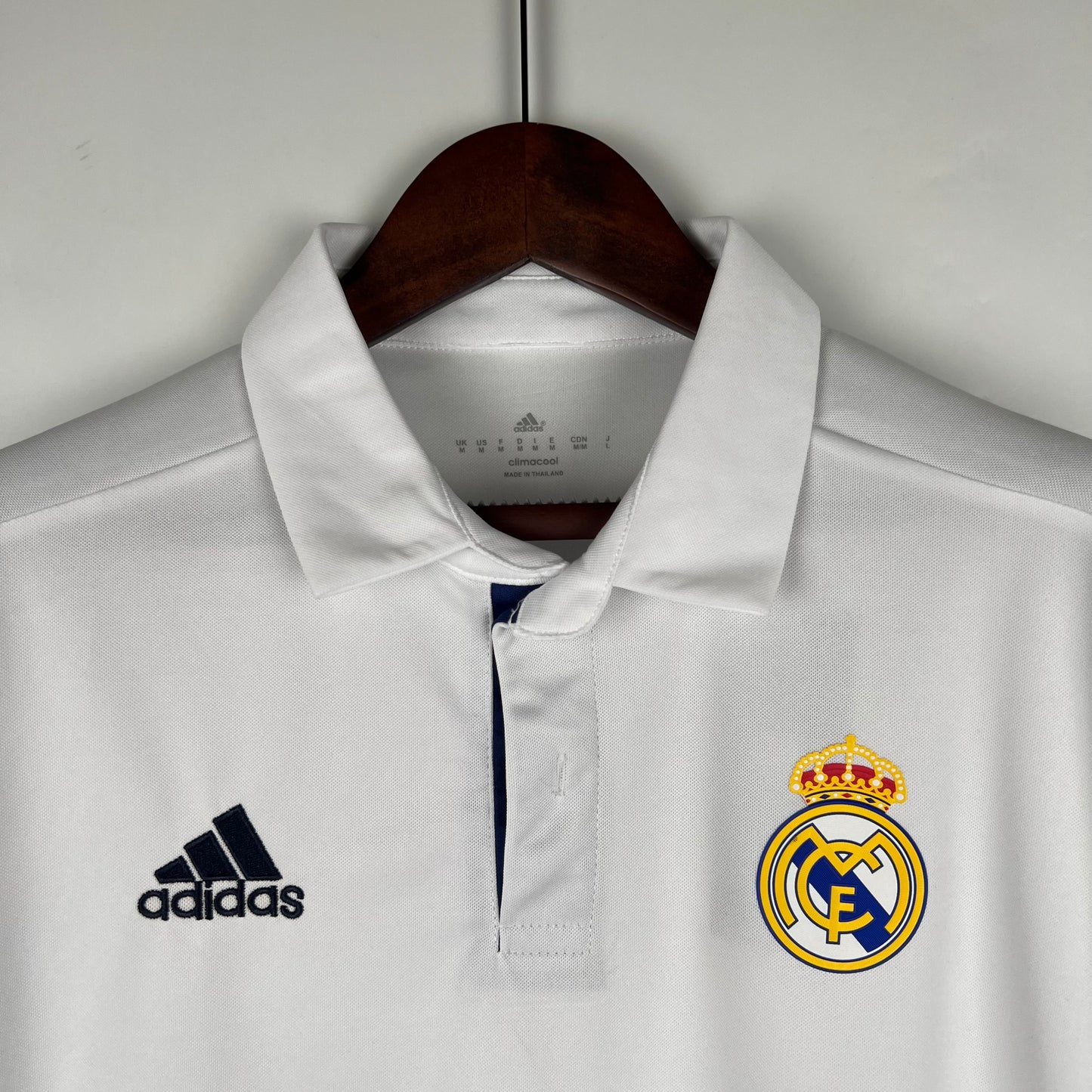 Real Madrid 16/17 Home