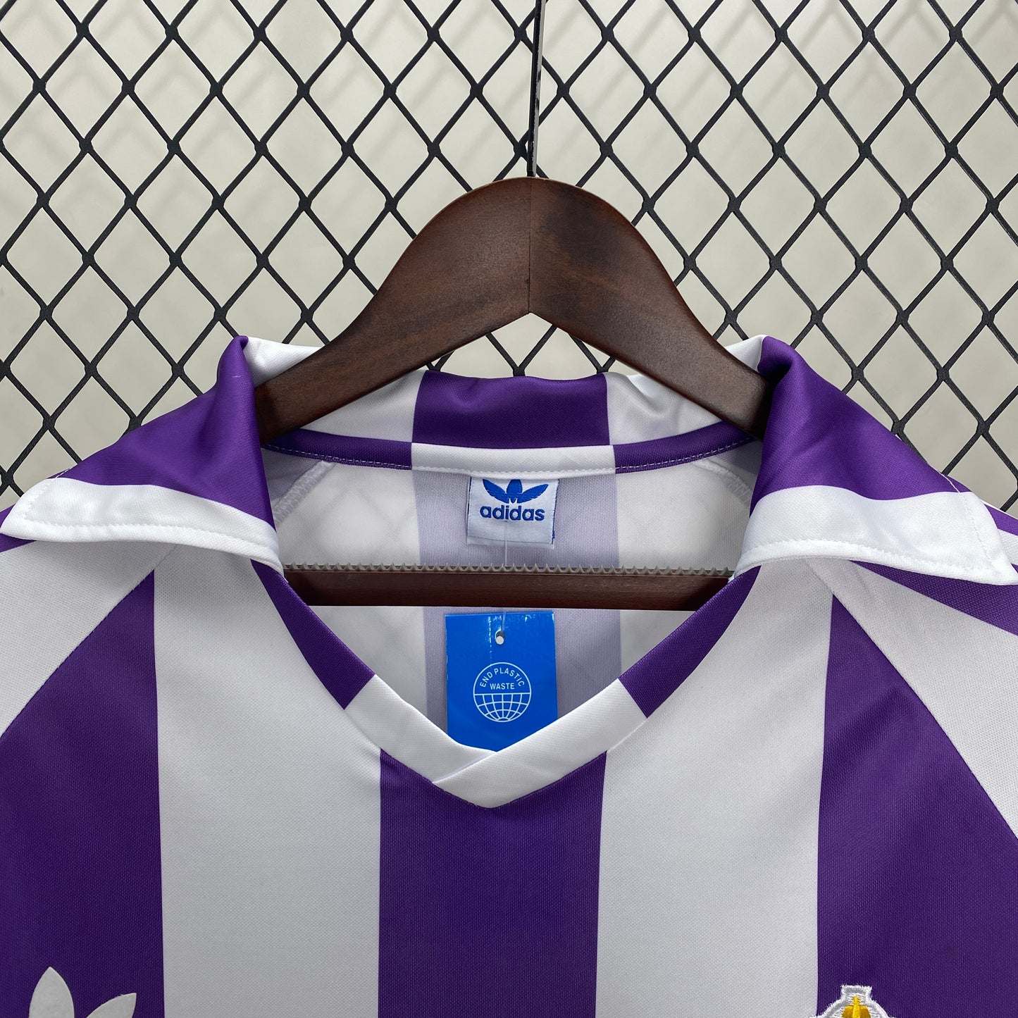 Valladolid Home 84/85