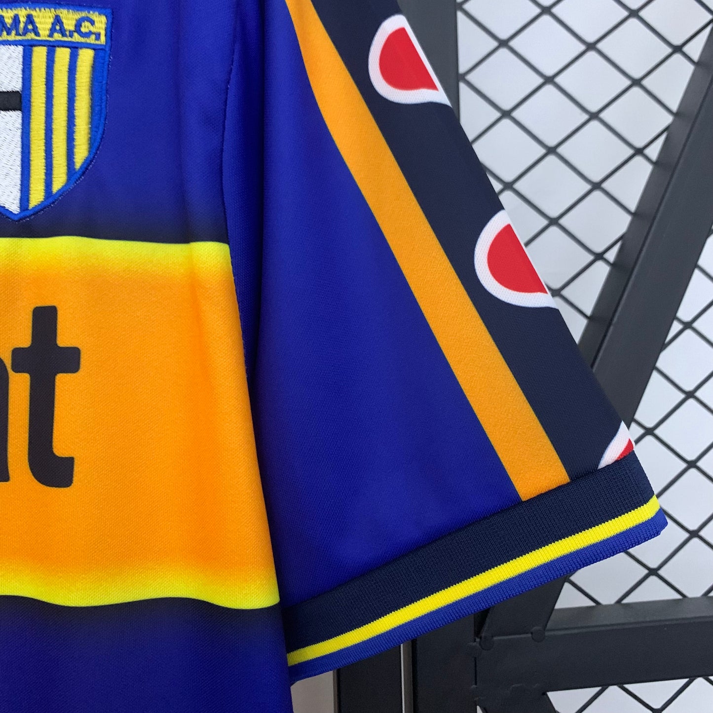 Parma 02/03 Home
