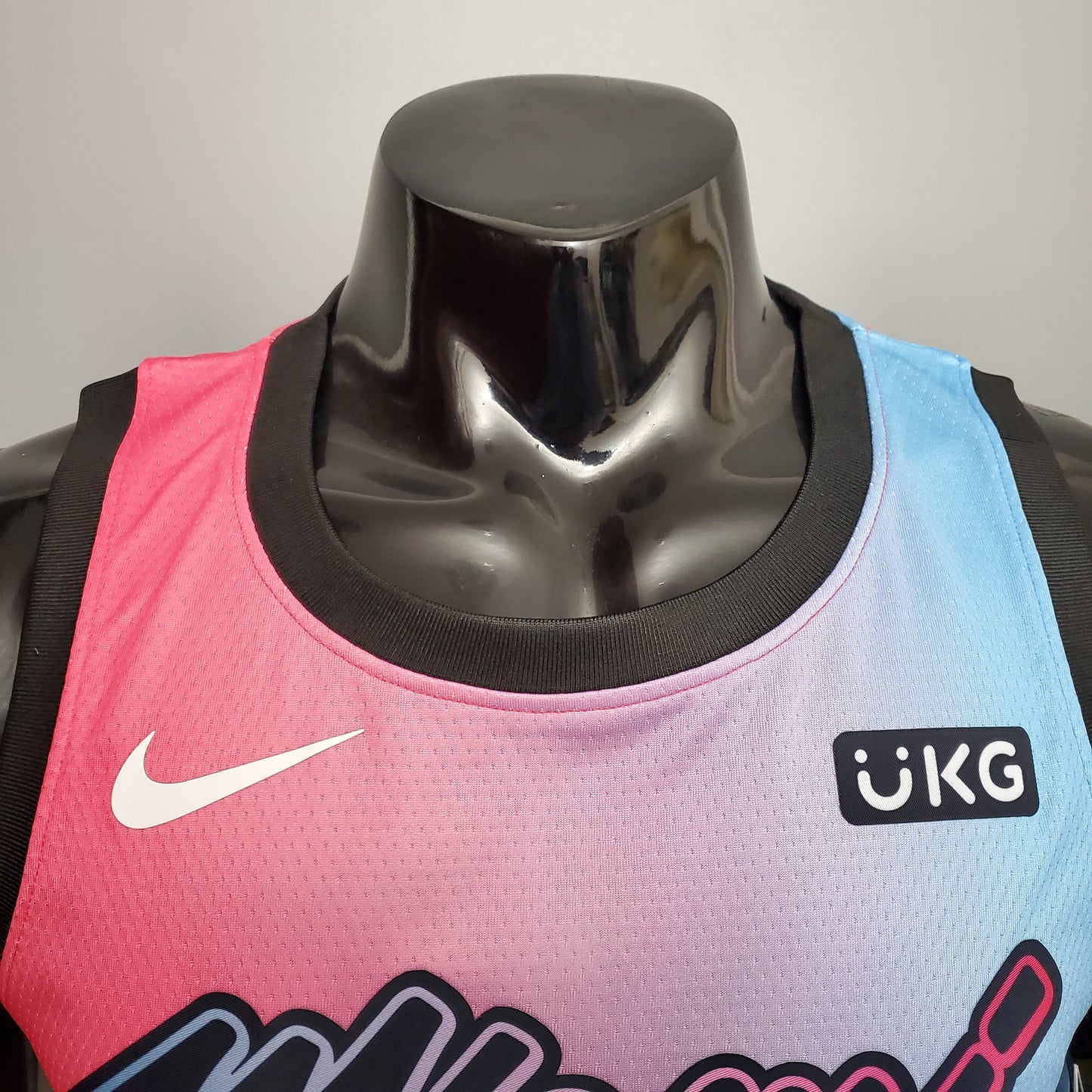 Miami Heat Gradient Blue/Red