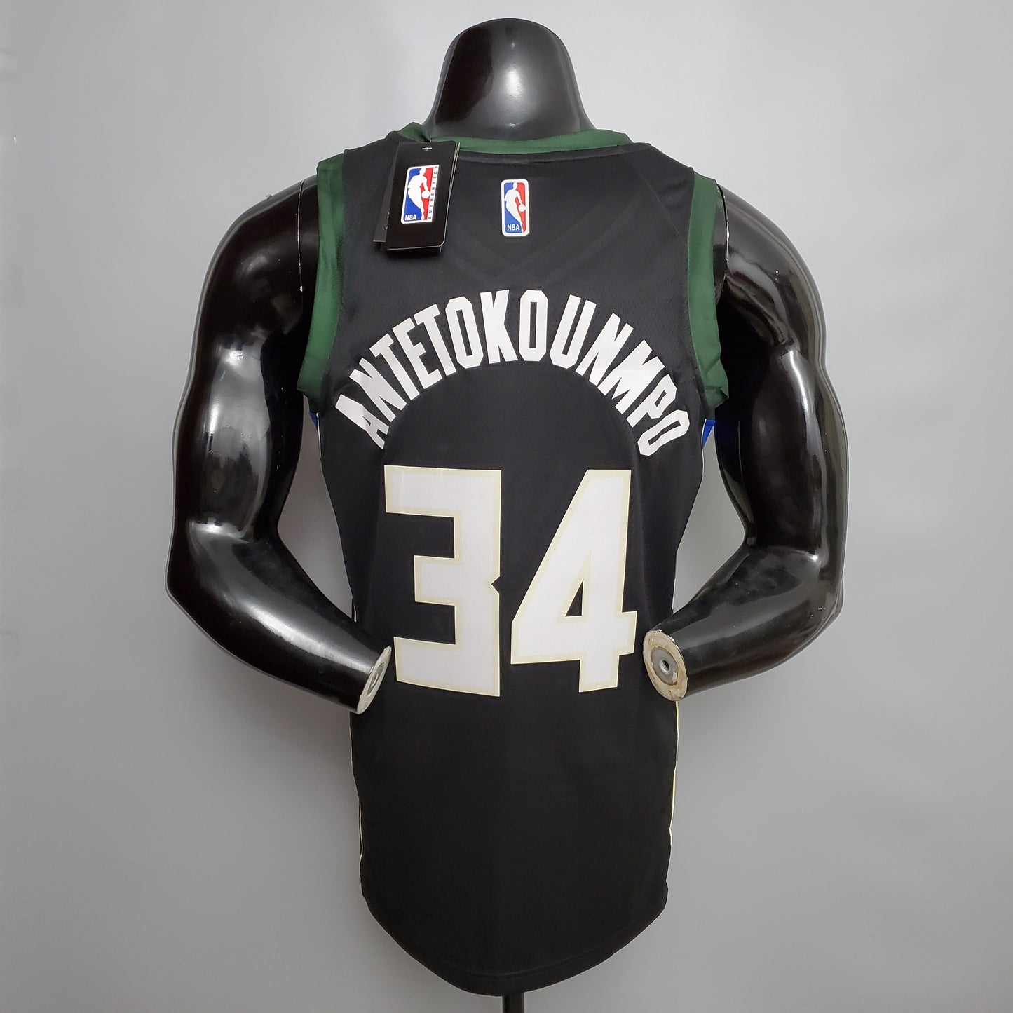Milwaukee Bucks Black
